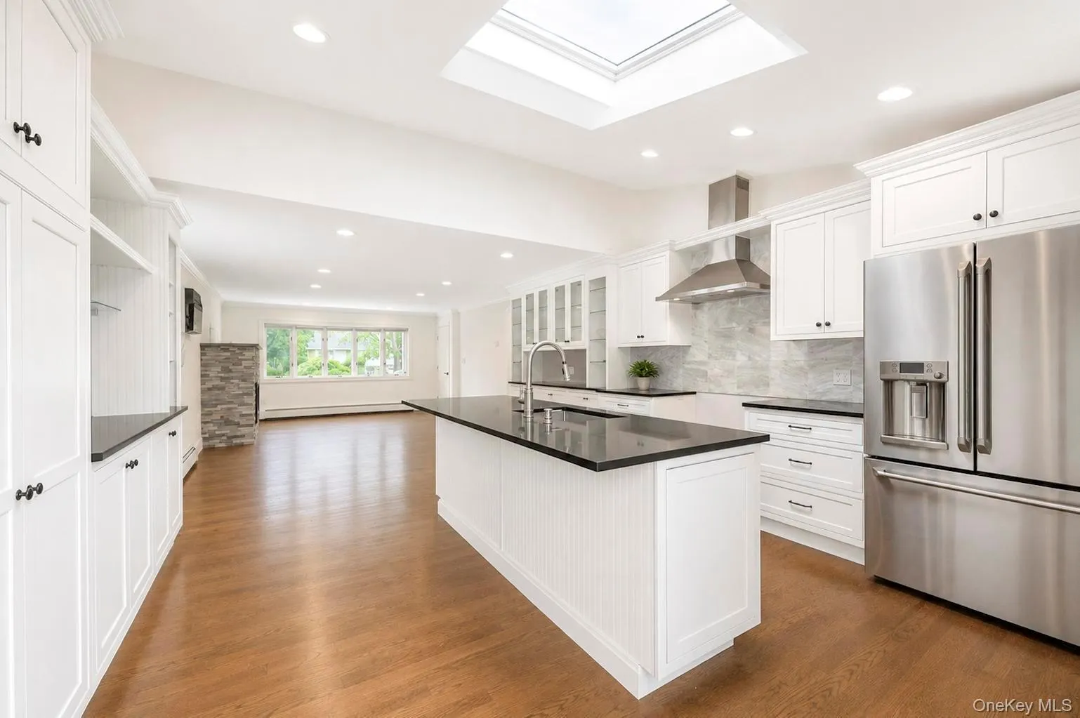 84 Twinlawns Avenue, Oyster Bay, NY, 4 Bedrooms Bedrooms, 9 Rooms Rooms,3 BathroomsBathrooms,Residential Lease,For Rent,Twinlawns,0,1033930 84 Twinlawns Avenue, Oyster Bay, NY, 4 Bedrooms Bedrooms, 9 Rooms Rooms,3 BathroomsBathrooms,Residential Lease,For Rent,Twinlawns,0,1033930