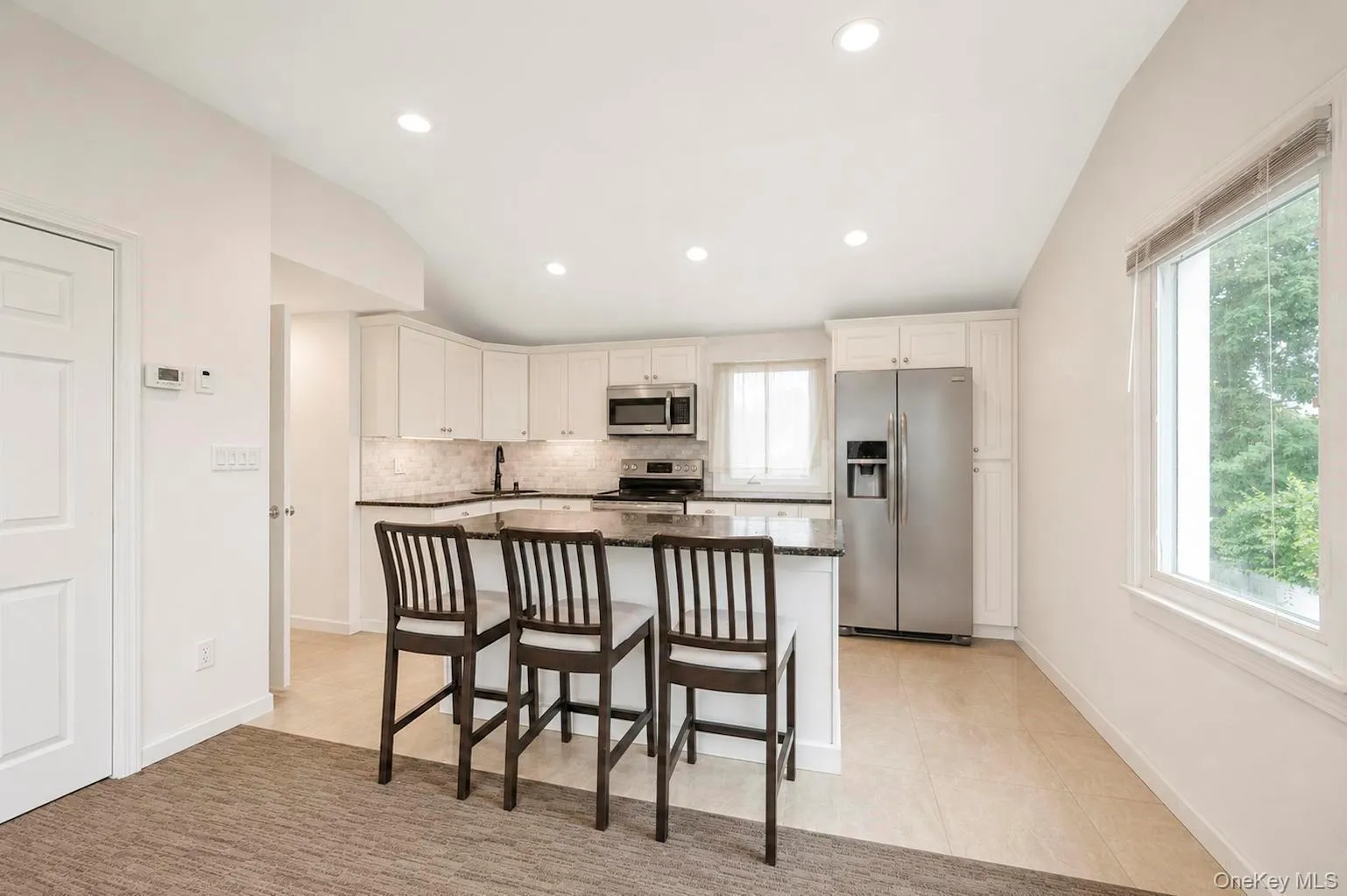 84 Twinlawns Avenue, Oyster Bay, NY, 4 Bedrooms Bedrooms, 9 Rooms Rooms,3 BathroomsBathrooms,Residential Lease,For Rent,Twinlawns,0,1033930 84 Twinlawns Avenue, Oyster Bay, NY, 4 Bedrooms Bedrooms, 9 Rooms Rooms,3 BathroomsBathrooms,Residential Lease,For Rent,Twinlawns,0,1033930