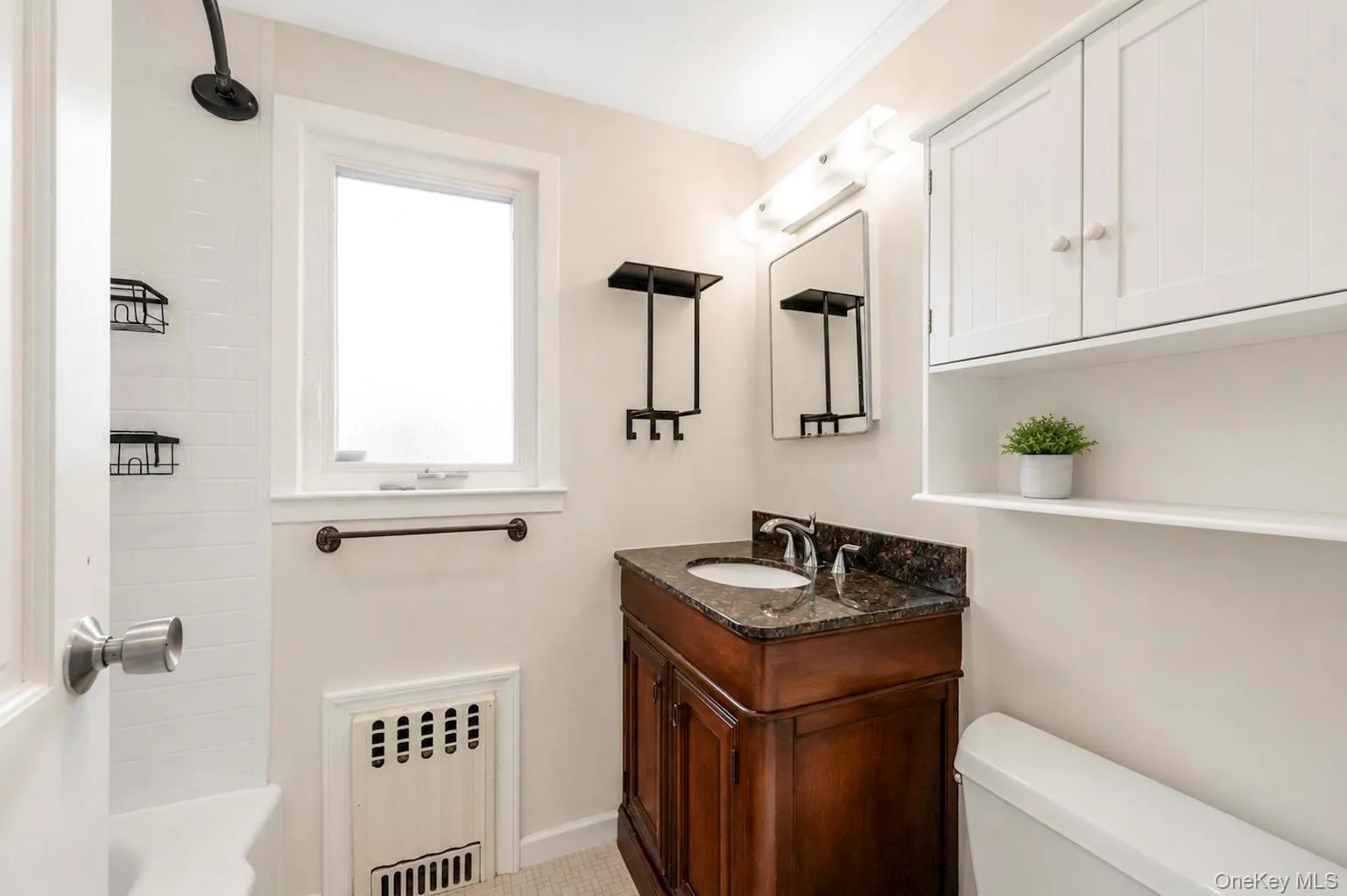 84 Twinlawns Avenue, Oyster Bay, NY, 4 Bedrooms Bedrooms, 9 Rooms Rooms,3 BathroomsBathrooms,Residential Lease,For Rent,Twinlawns,0,1033930 84 Twinlawns Avenue, Oyster Bay, NY, 4 Bedrooms Bedrooms, 9 Rooms Rooms,3 BathroomsBathrooms,Residential Lease,For Rent,Twinlawns,0,1033930
