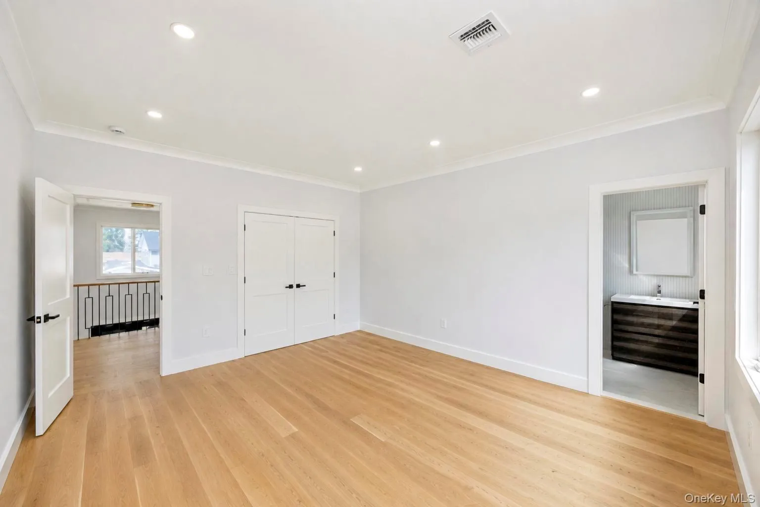 43 Cabot Lane, Oyster Bay, NY, 5 Bedrooms Bedrooms, 10 Rooms Rooms,6 BathroomsBathrooms,Residential,For Rent,Cabot,0,1033932 43 Cabot Lane, Oyster Bay, NY, 5 Bedrooms Bedrooms, 10 Rooms Rooms,6 BathroomsBathrooms,Residential,For Rent,Cabot,0,1033932