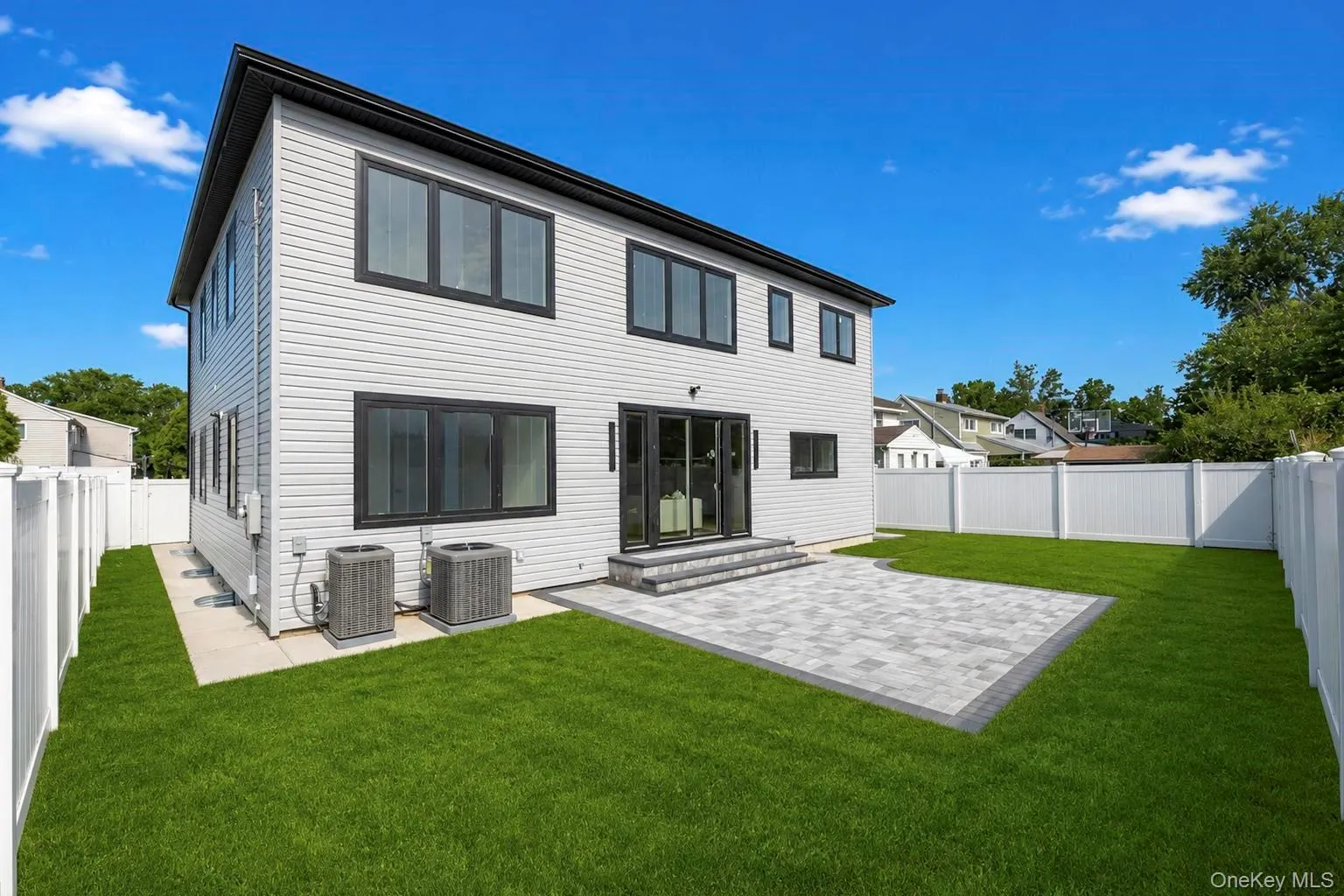 43 Cabot Lane, Oyster Bay, NY, 5 Bedrooms Bedrooms, 10 Rooms Rooms,6 BathroomsBathrooms,Residential,For Rent,Cabot,0,1033932 43 Cabot Lane, Oyster Bay, NY, 5 Bedrooms Bedrooms, 10 Rooms Rooms,6 BathroomsBathrooms,Residential,For Rent,Cabot,0,1033932