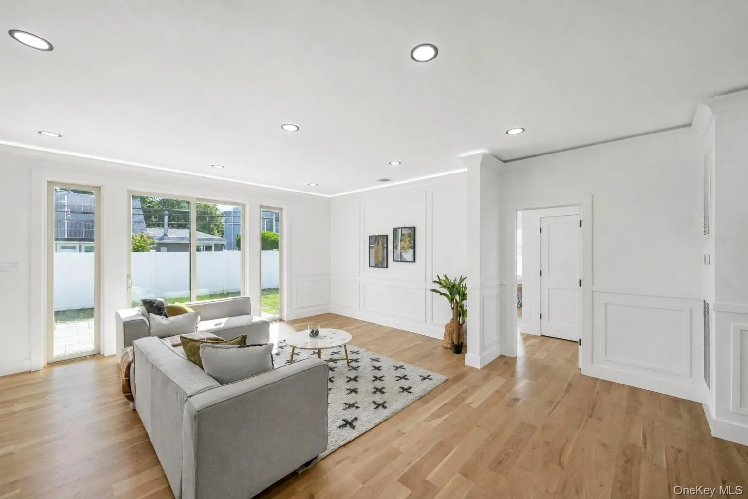 43 Cabot Lane, Oyster Bay, NY, 5 Bedrooms Bedrooms, 10 Rooms Rooms,6 BathroomsBathrooms,Residential,For Rent,Cabot,0,1033932 43 Cabot Lane, Oyster Bay, NY, 5 Bedrooms Bedrooms, 10 Rooms Rooms,6 BathroomsBathrooms,Residential,For Rent,Cabot,0,1033932