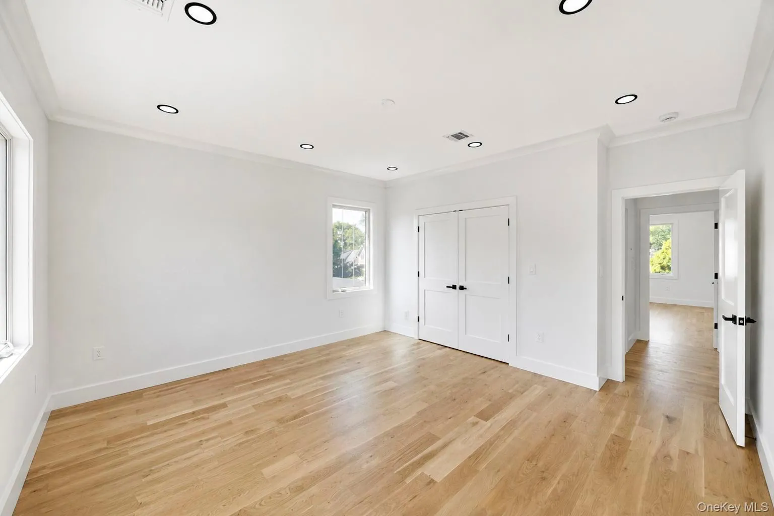 43 Cabot Lane, Oyster Bay, NY, 5 Bedrooms Bedrooms, 10 Rooms Rooms,6 BathroomsBathrooms,Residential,For Rent,Cabot,0,1033932 43 Cabot Lane, Oyster Bay, NY, 5 Bedrooms Bedrooms, 10 Rooms Rooms,6 BathroomsBathrooms,Residential,For Rent,Cabot,0,1033932