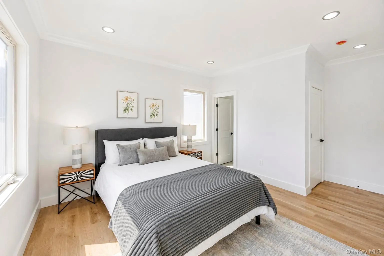 43 Cabot Lane, Oyster Bay, NY, 5 Bedrooms Bedrooms, 10 Rooms Rooms,6 BathroomsBathrooms,Residential,For Rent,Cabot,0,1033932 43 Cabot Lane, Oyster Bay, NY, 5 Bedrooms Bedrooms, 10 Rooms Rooms,6 BathroomsBathrooms,Residential,For Rent,Cabot,0,1033932