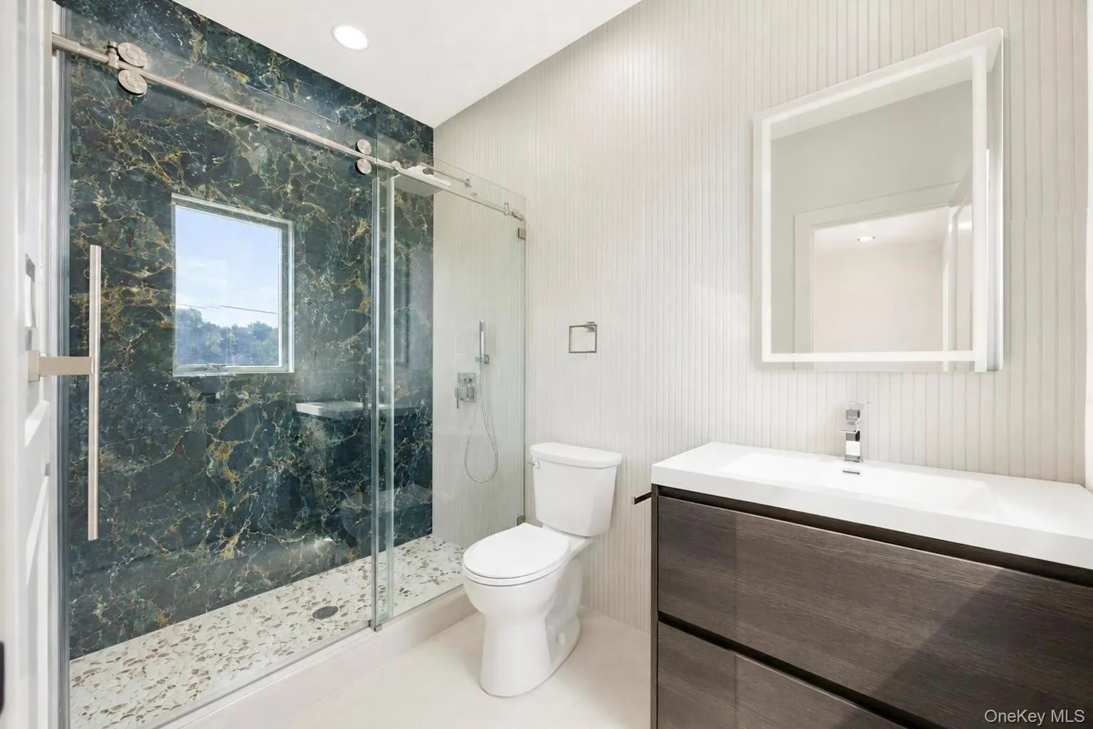 43 Cabot Lane, Oyster Bay, NY, 5 Bedrooms Bedrooms, 10 Rooms Rooms,6 BathroomsBathrooms,Residential,For Rent,Cabot,0,1033932 43 Cabot Lane, Oyster Bay, NY, 5 Bedrooms Bedrooms, 10 Rooms Rooms,6 BathroomsBathrooms,Residential,For Rent,Cabot,0,1033932