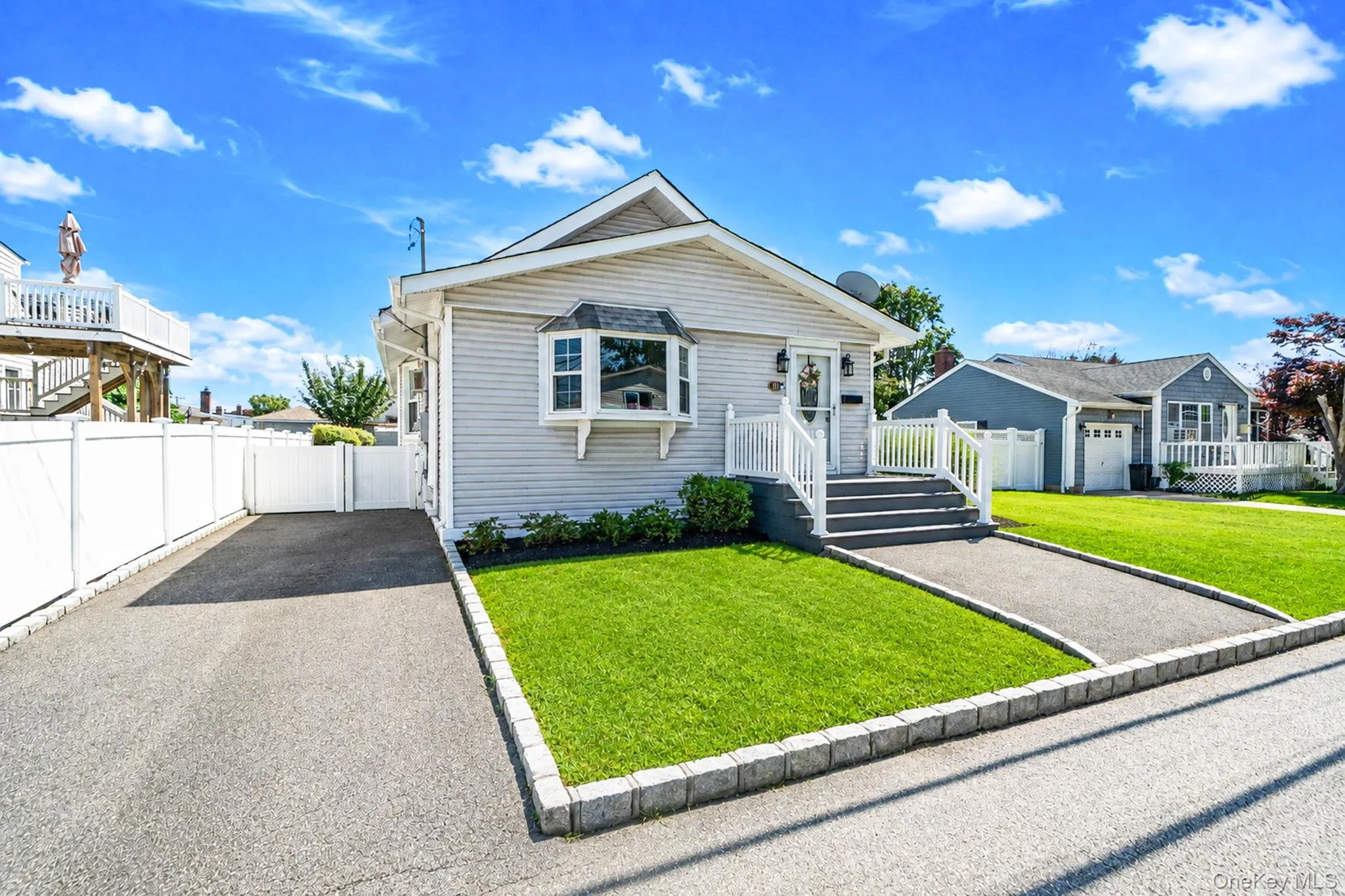 111 Liberty Avenue, Babylon, NY, 2 Bedrooms Bedrooms, 5 Rooms Rooms,1 BathroomBathrooms,Residential,For Rent,Liberty,0,1033941 111 Liberty Avenue, Babylon, NY, 2 Bedrooms Bedrooms, 5 Rooms Rooms,1 BathroomBathrooms,Residential,For Rent,Liberty,0,1033941