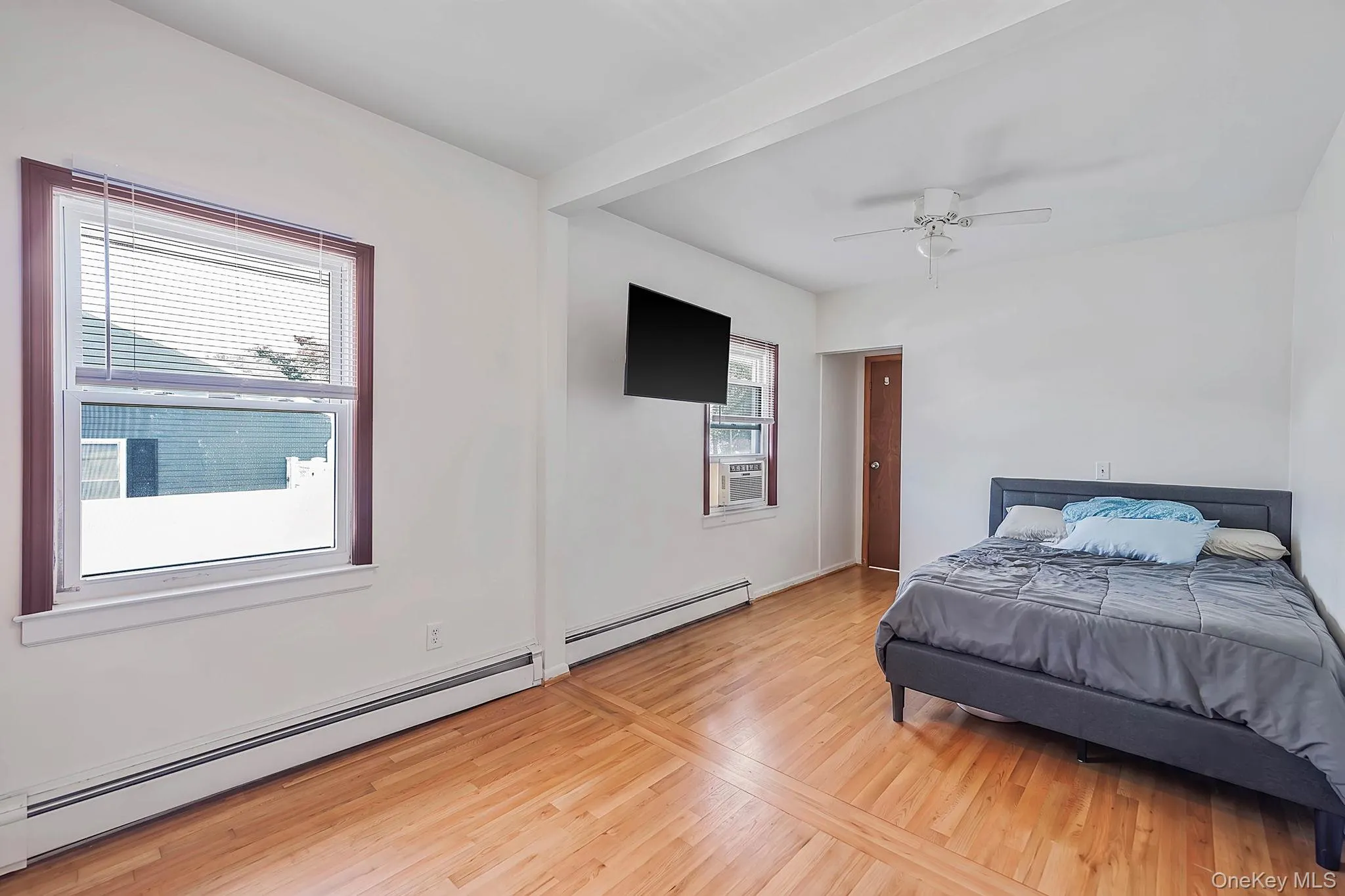 111 Liberty Avenue, Babylon, NY, 2 Bedrooms Bedrooms, 5 Rooms Rooms,1 BathroomBathrooms,Residential,For Rent,Liberty,0,1033941 111 Liberty Avenue, Babylon, NY, 2 Bedrooms Bedrooms, 5 Rooms Rooms,1 BathroomBathrooms,Residential,For Rent,Liberty,0,1033941