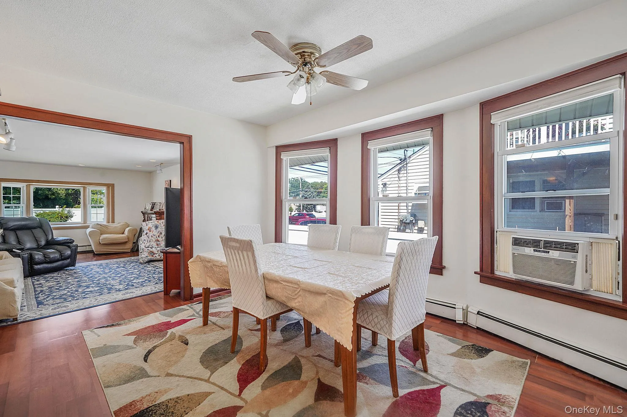 111 Liberty Avenue, Babylon, NY, 2 Bedrooms Bedrooms, 5 Rooms Rooms,1 BathroomBathrooms,Residential,For Rent,Liberty,0,1033941 111 Liberty Avenue, Babylon, NY, 2 Bedrooms Bedrooms, 5 Rooms Rooms,1 BathroomBathrooms,Residential,For Rent,Liberty,0,1033941