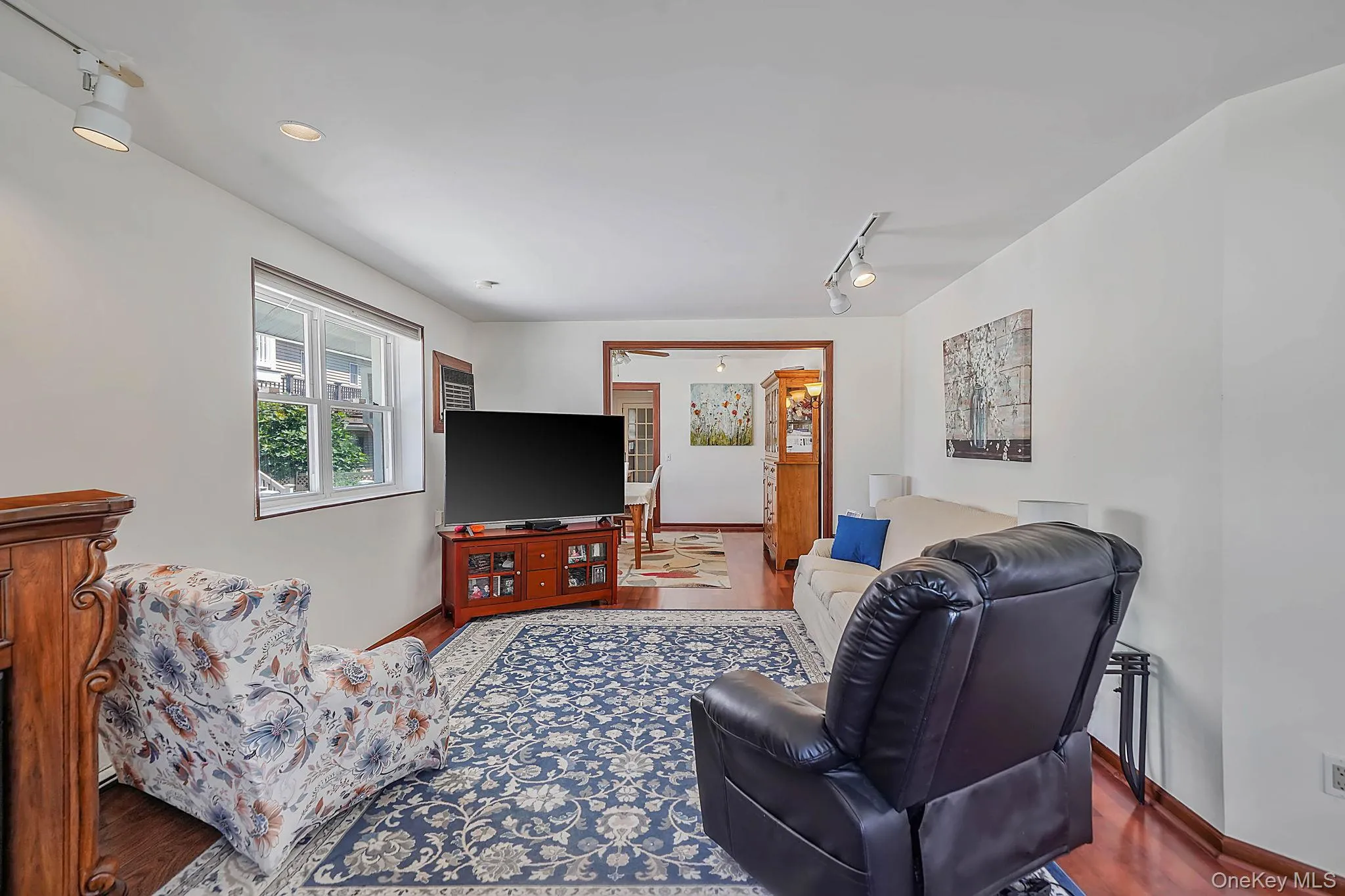 111 Liberty Avenue, Babylon, NY, 2 Bedrooms Bedrooms, 5 Rooms Rooms,1 BathroomBathrooms,Residential,For Rent,Liberty,0,1033941 111 Liberty Avenue, Babylon, NY, 2 Bedrooms Bedrooms, 5 Rooms Rooms,1 BathroomBathrooms,Residential,For Rent,Liberty,0,1033941