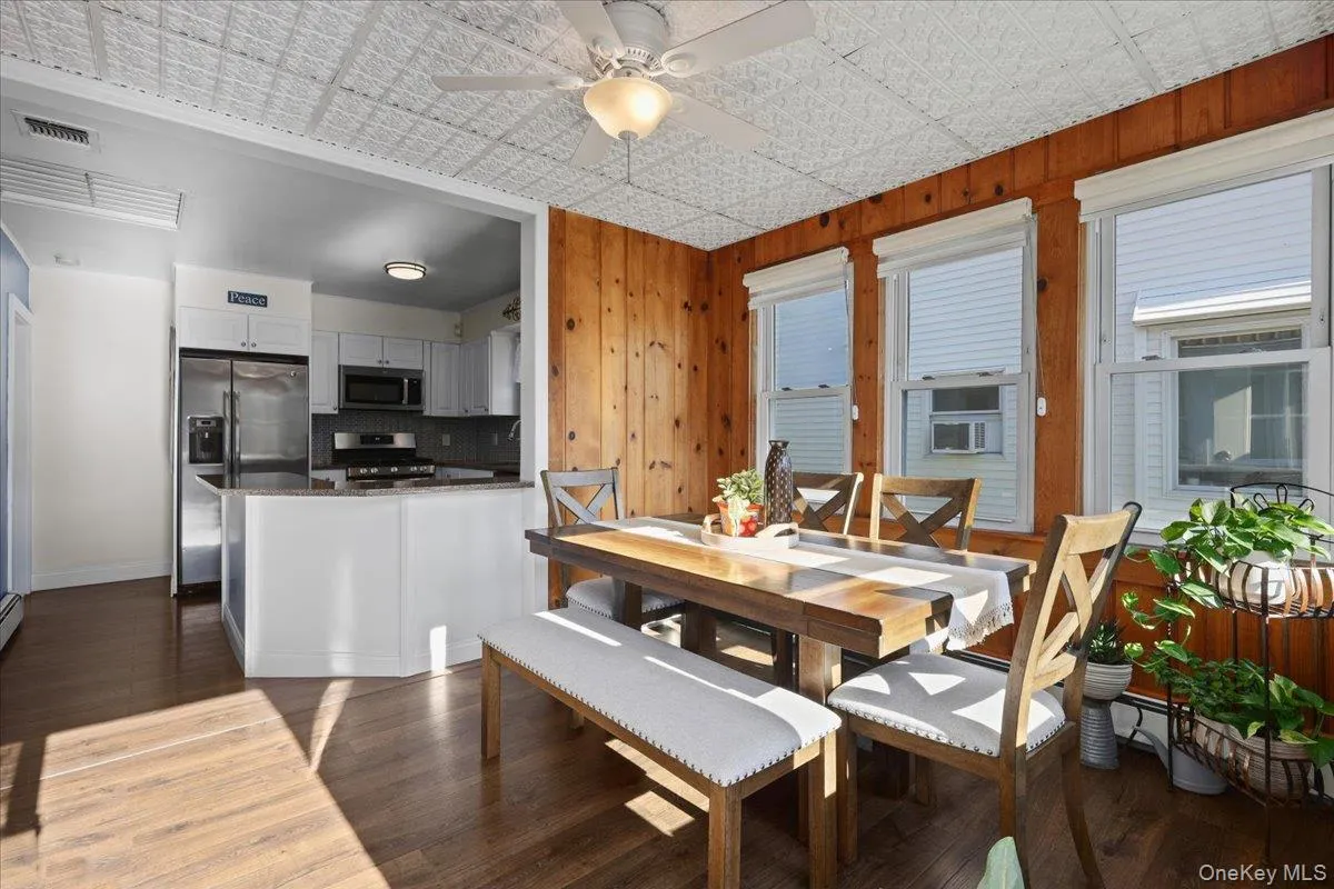 65 Lake Drive, Putnam Valley, NY, 2 Bedrooms Bedrooms, 5 Rooms Rooms,2 BathroomsBathrooms,Residential,For Rent,Lake,0,1033944 65 Lake Drive, Putnam Valley, NY, 2 Bedrooms Bedrooms, 5 Rooms Rooms,2 BathroomsBathrooms,Residential,For Rent,Lake,0,1033944