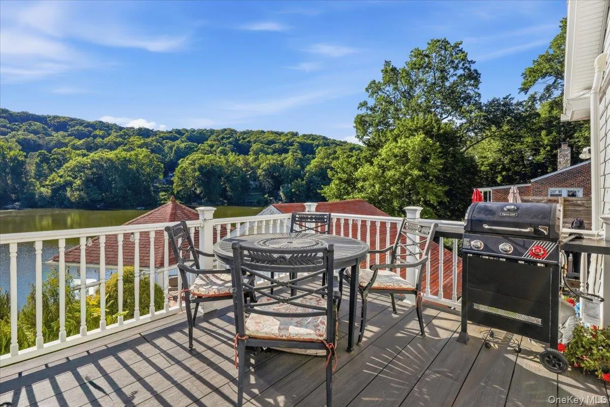 65 Lake Drive, Putnam Valley, NY, 2 Bedrooms Bedrooms, 5 Rooms Rooms,2 BathroomsBathrooms,Residential,For Rent,Lake,0,1033944 65 Lake Drive, Putnam Valley, NY, 2 Bedrooms Bedrooms, 5 Rooms Rooms,2 BathroomsBathrooms,Residential,For Rent,Lake,0,1033944