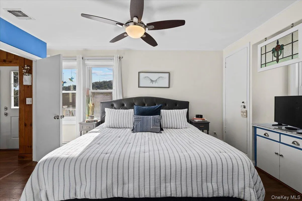 65 Lake Drive, Putnam Valley, NY, 2 Bedrooms Bedrooms, 5 Rooms Rooms,2 BathroomsBathrooms,Residential,For Rent,Lake,0,1033944 65 Lake Drive, Putnam Valley, NY, 2 Bedrooms Bedrooms, 5 Rooms Rooms,2 BathroomsBathrooms,Residential,For Rent,Lake,0,1033944