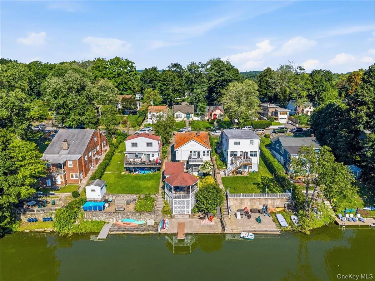 65 Lake Drive, Putnam Valley, NY, 2 Bedrooms Bedrooms, 5 Rooms Rooms,2 BathroomsBathrooms,Residential,For Rent,Lake,0,1033944 65 Lake Drive, Putnam Valley, NY, 2 Bedrooms Bedrooms, 5 Rooms Rooms,2 BathroomsBathrooms,Residential,For Rent,Lake,0,1033944
