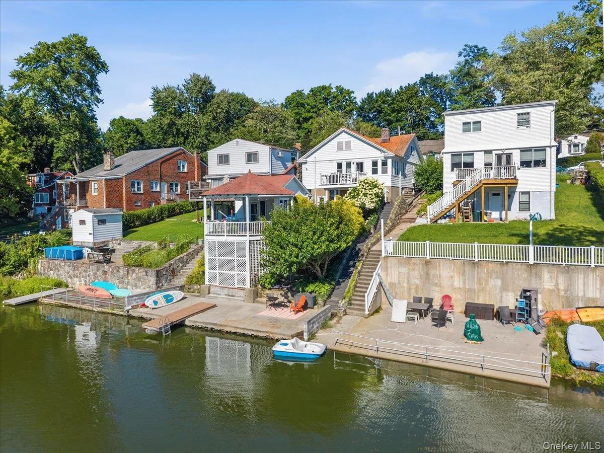 65 Lake Drive, Putnam Valley, NY, 2 Bedrooms Bedrooms, 5 Rooms Rooms,2 BathroomsBathrooms,Residential,For Rent,Lake,0,1033944 65 Lake Drive, Putnam Valley, NY, 2 Bedrooms Bedrooms, 5 Rooms Rooms,2 BathroomsBathrooms,Residential,For Rent,Lake,0,1033944