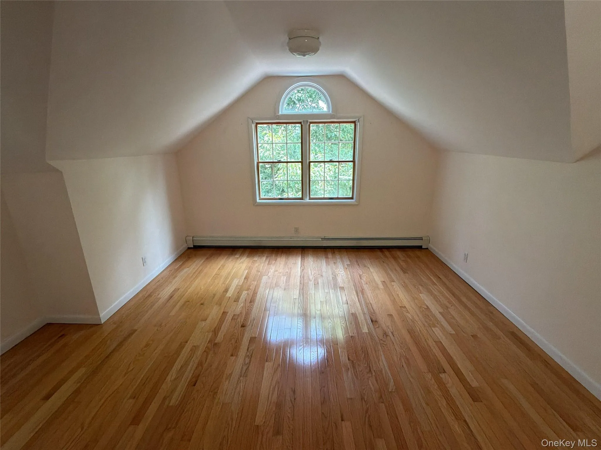 6A Raven Way, Mount Pleasant, NY, 2 Bedrooms Bedrooms, 5 Rooms Rooms,2 BathroomsBathrooms,Residential Lease,For Rent,Raven,0,1033947 6A Raven Way, Mount Pleasant, NY, 2 Bedrooms Bedrooms, 5 Rooms Rooms,2 BathroomsBathrooms,Residential Lease,For Rent,Raven,0,1033947