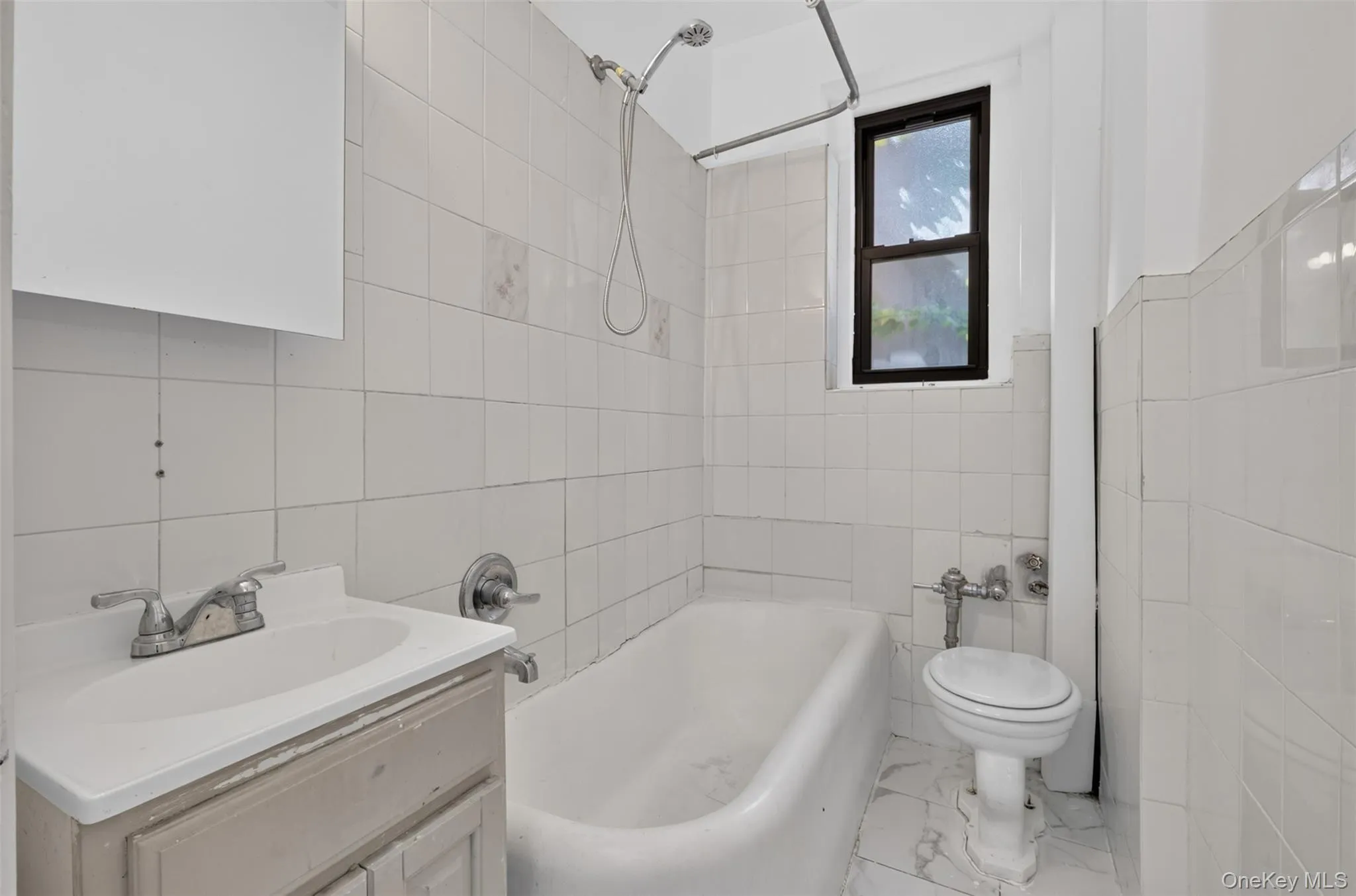 144-44 Sanford Avenue, New York, NY, 1 Bedroom Bedrooms, 4 Rooms Rooms,1 BathroomBathrooms,Residential,For Rent,Sanford,0,1033950 144-44 Sanford Avenue, New York, NY, 1 Bedroom Bedrooms, 4 Rooms Rooms,1 BathroomBathrooms,Residential,For Rent,Sanford,0,1033950