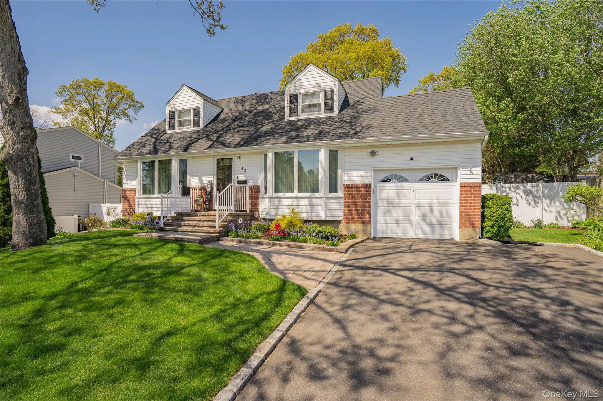 43 Genesee Drive, Smithtown, NY, 5 Bedrooms Bedrooms, 8 Rooms Rooms,2 BathroomsBathrooms,Residential,For Rent,Genesee,0,1033951 43 Genesee Drive, Smithtown, NY, 5 Bedrooms Bedrooms, 8 Rooms Rooms,2 BathroomsBathrooms,Residential,For Rent,Genesee,0,1033951