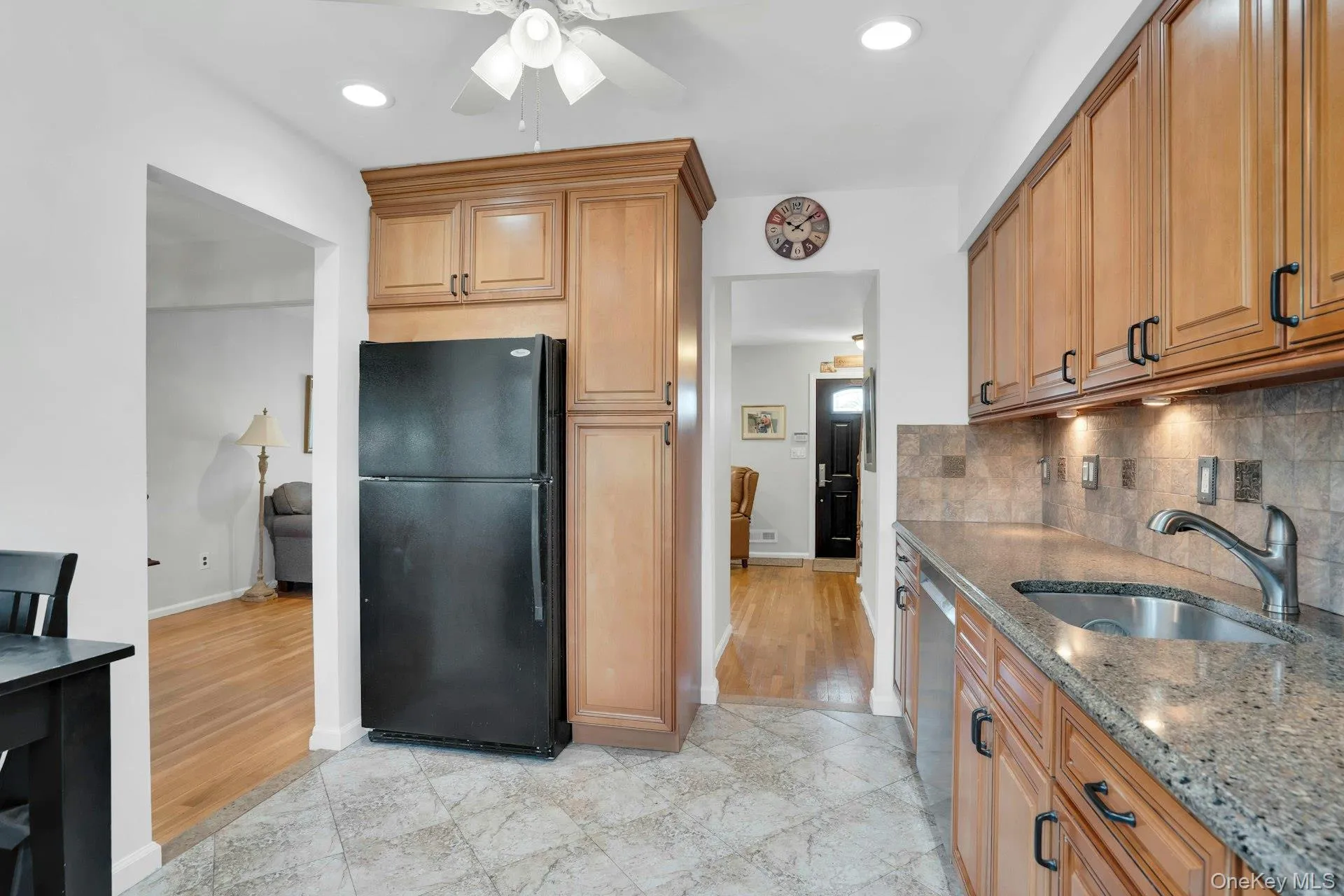 43 Genesee Drive, Smithtown, NY, 5 Bedrooms Bedrooms, 8 Rooms Rooms,2 BathroomsBathrooms,Residential,For Rent,Genesee,0,1033951 43 Genesee Drive, Smithtown, NY, 5 Bedrooms Bedrooms, 8 Rooms Rooms,2 BathroomsBathrooms,Residential,For Rent,Genesee,0,1033951