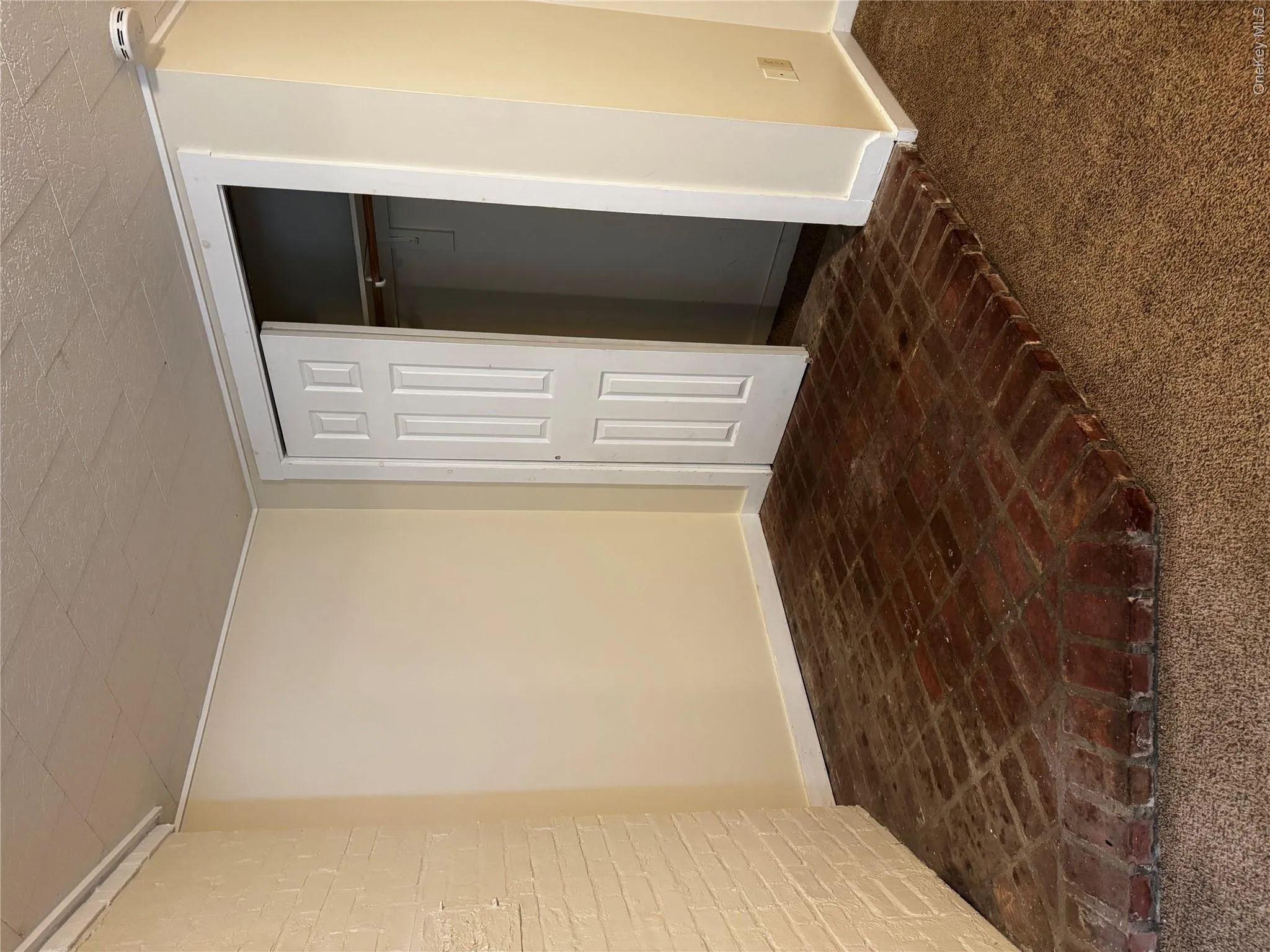 1529 RT 300, Newburgh (town), NY, 1 Room Rooms,1 BathroomBathrooms,Residential Lease,For Rent,RT 300,0,1033954 1529 RT 300, Newburgh (town), NY, 1 Room Rooms,1 BathroomBathrooms,Residential Lease,For Rent,RT 300,0,1033954
