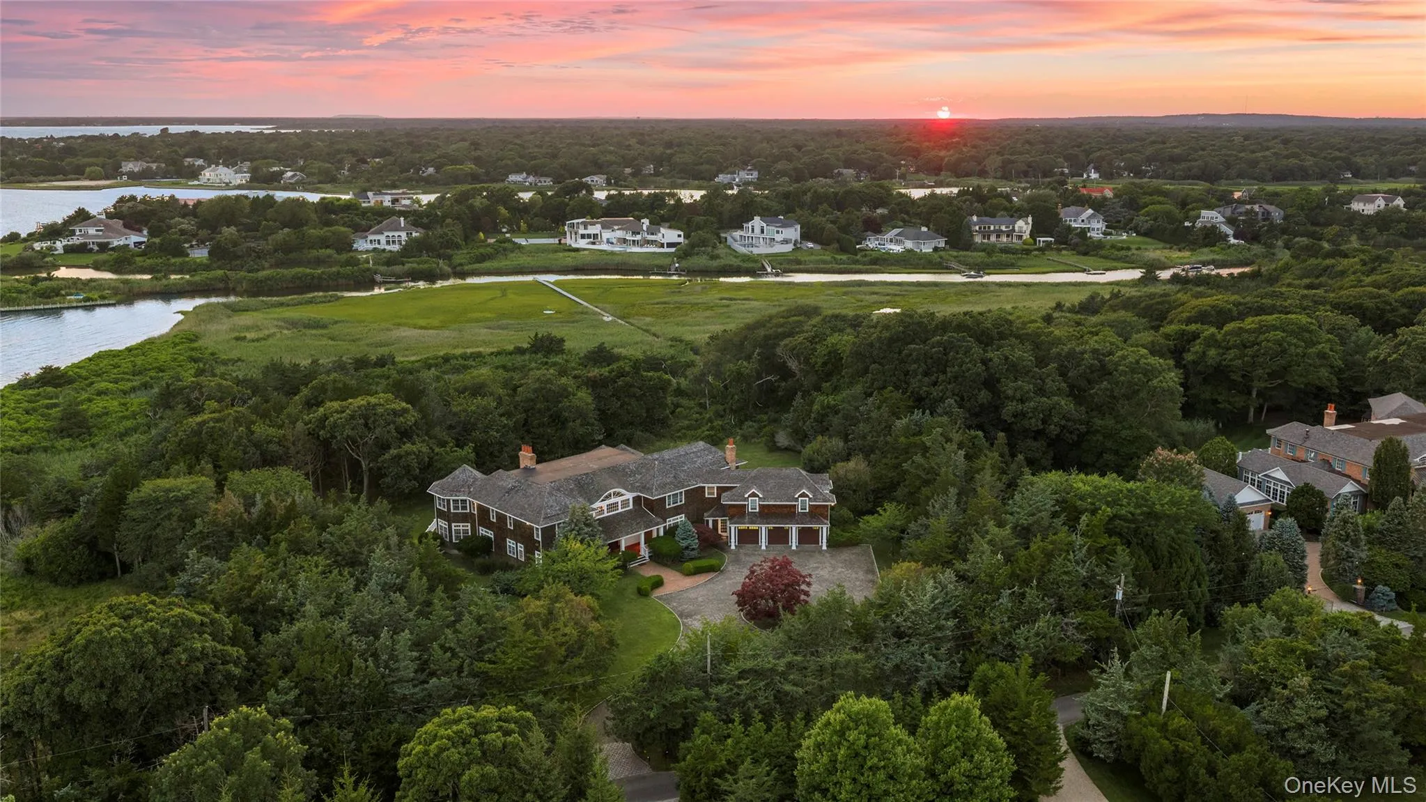 19 Jagger Lane, Southampton, NY, 7 Bedrooms Bedrooms, 12 Rooms Rooms,8 BathroomsBathrooms,Residential,For Rent,Jagger,0,1033957 19 Jagger Lane, Southampton, NY, 7 Bedrooms Bedrooms, 12 Rooms Rooms,8 BathroomsBathrooms,Residential,For Rent,Jagger,0,1033957