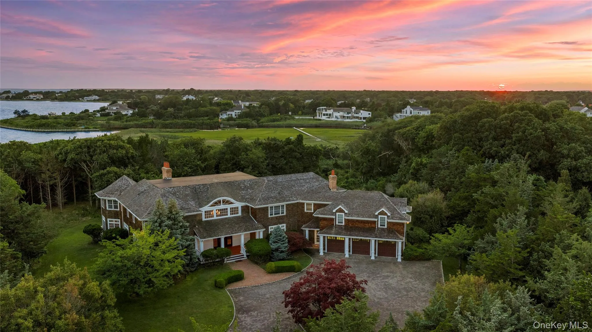 19 Jagger Lane, Southampton, NY, 7 Bedrooms Bedrooms, 12 Rooms Rooms,8 BathroomsBathrooms,Residential,For Rent,Jagger,0,1033957 19 Jagger Lane, Southampton, NY, 7 Bedrooms Bedrooms, 12 Rooms Rooms,8 BathroomsBathrooms,Residential,For Rent,Jagger,0,1033957