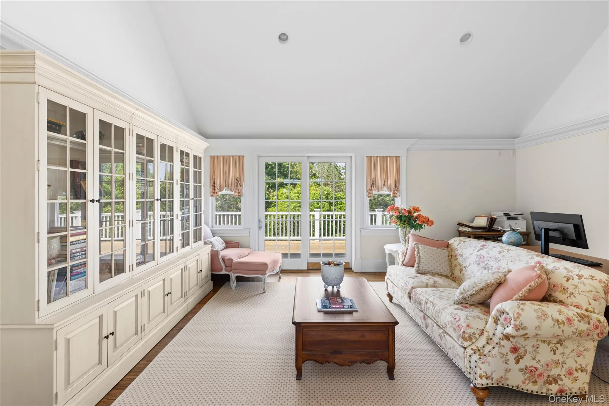 19 Jagger Lane, Southampton, NY, 7 Bedrooms Bedrooms, 12 Rooms Rooms,8 BathroomsBathrooms,Residential,For Rent,Jagger,0,1033957 19 Jagger Lane, Southampton, NY, 7 Bedrooms Bedrooms, 12 Rooms Rooms,8 BathroomsBathrooms,Residential,For Rent,Jagger,0,1033957
