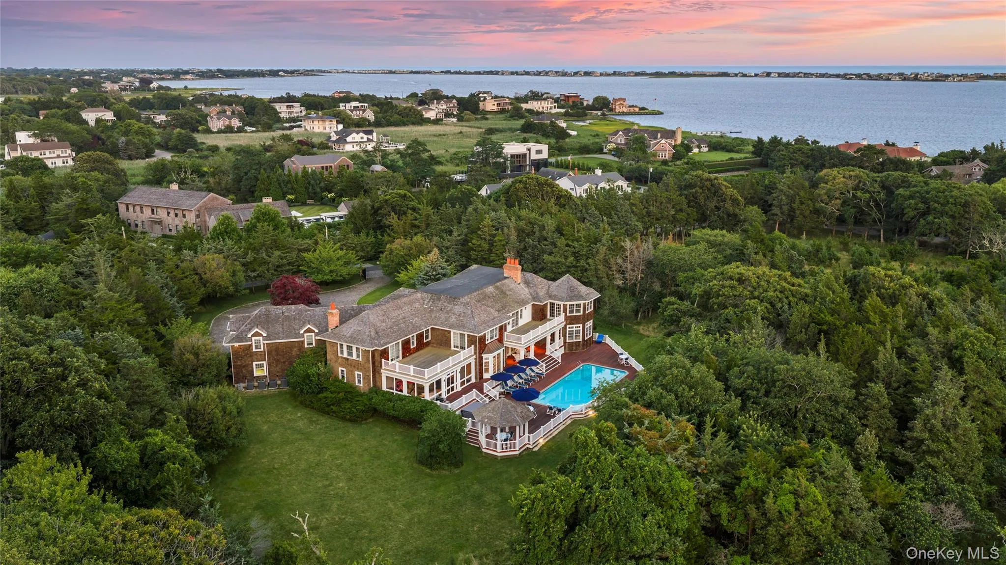 19 Jagger Lane, Southampton, NY, 7 Bedrooms Bedrooms, 12 Rooms Rooms,8 BathroomsBathrooms,Residential,For Rent,Jagger,0,1033957 19 Jagger Lane, Southampton, NY, 7 Bedrooms Bedrooms, 12 Rooms Rooms,8 BathroomsBathrooms,Residential,For Rent,Jagger,0,1033957
