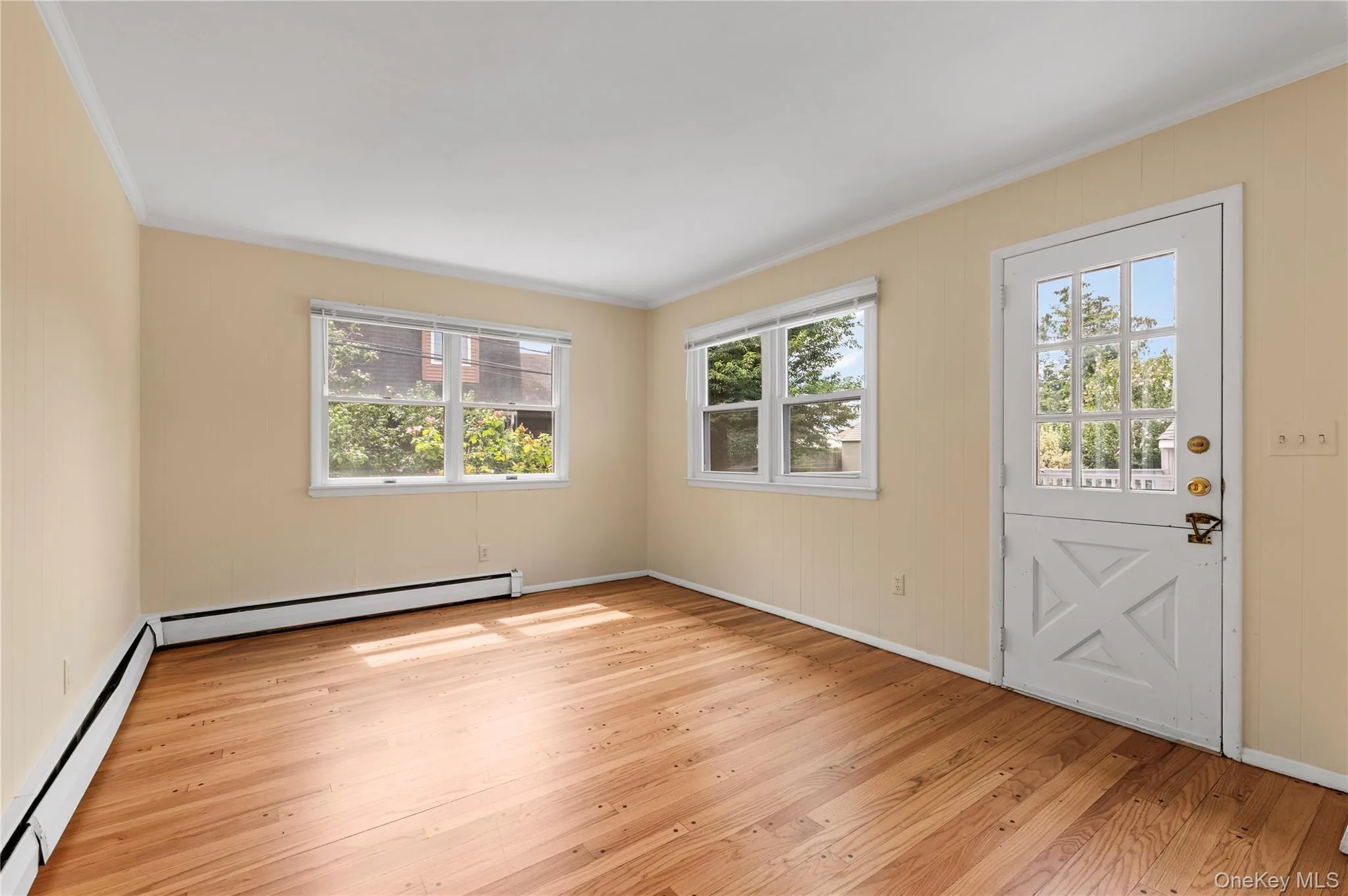 7 Kroll Street, Oyster Bay, NY, 3 Bedrooms Bedrooms, 8 Rooms Rooms,2 BathroomsBathrooms,Residential Lease,For Rent,Kroll,0,1033958 7 Kroll Street, Oyster Bay, NY, 3 Bedrooms Bedrooms, 8 Rooms Rooms,2 BathroomsBathrooms,Residential Lease,For Rent,Kroll,0,1033958