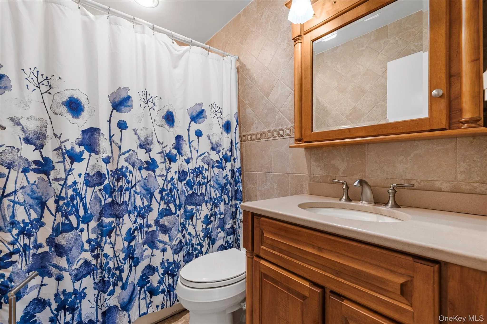 7 Kroll Street, Oyster Bay, NY, 3 Bedrooms Bedrooms, 8 Rooms Rooms,2 BathroomsBathrooms,Residential Lease,For Rent,Kroll,0,1033958 7 Kroll Street, Oyster Bay, NY, 3 Bedrooms Bedrooms, 8 Rooms Rooms,2 BathroomsBathrooms,Residential Lease,For Rent,Kroll,0,1033958