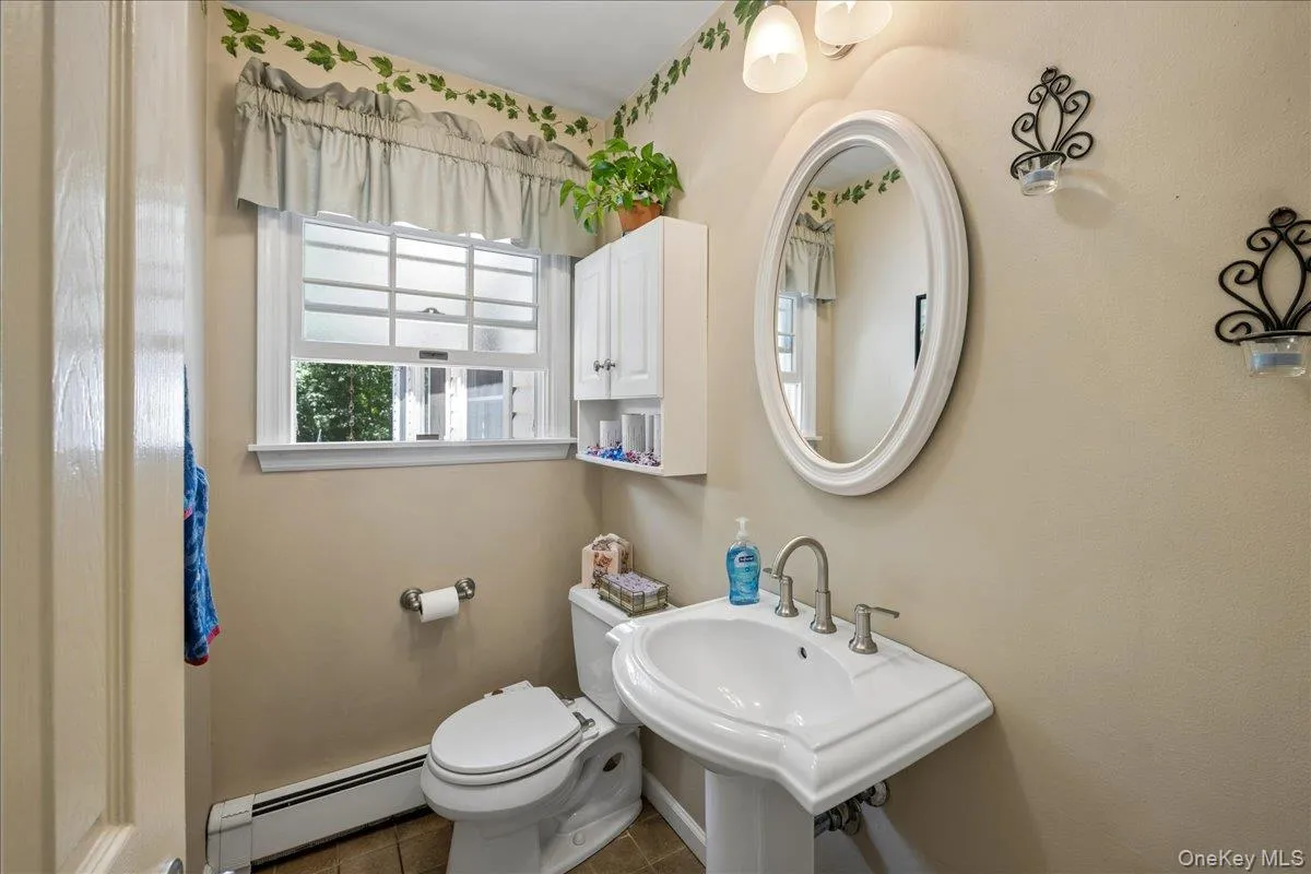 28 Winthrop Drive, Cortlandt, NY, 4 Bedrooms Bedrooms, 8 Rooms Rooms,1 BathroomBathrooms,Residential,For Rent,Winthrop,0,1033960 28 Winthrop Drive, Cortlandt, NY, 4 Bedrooms Bedrooms, 8 Rooms Rooms,1 BathroomBathrooms,Residential,For Rent,Winthrop,0,1033960