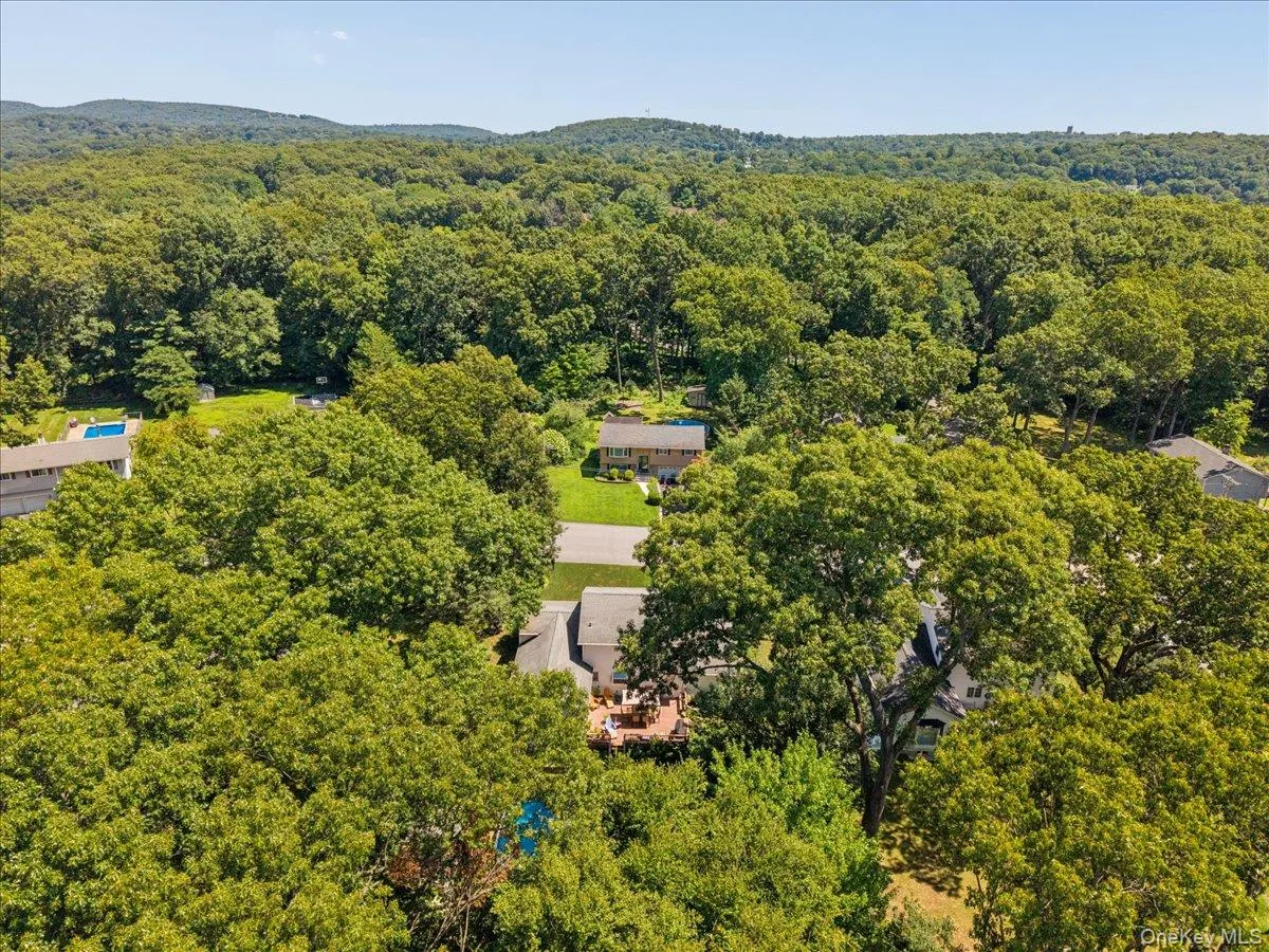 28 Winthrop Drive, Cortlandt, NY, 4 Bedrooms Bedrooms, 8 Rooms Rooms,1 BathroomBathrooms,Residential,For Rent,Winthrop,0,1033960 28 Winthrop Drive, Cortlandt, NY, 4 Bedrooms Bedrooms, 8 Rooms Rooms,1 BathroomBathrooms,Residential,For Rent,Winthrop,0,1033960