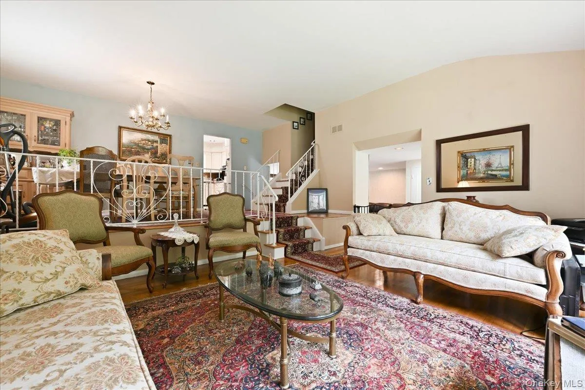 3345 Beltagh Avenue, Hempstead, NY, 4 Bedrooms Bedrooms, 8 Rooms Rooms,2 BathroomsBathrooms,Residential,For Rent,Beltagh,0,1033963 3345 Beltagh Avenue, Hempstead, NY, 4 Bedrooms Bedrooms, 8 Rooms Rooms,2 BathroomsBathrooms,Residential,For Rent,Beltagh,0,1033963