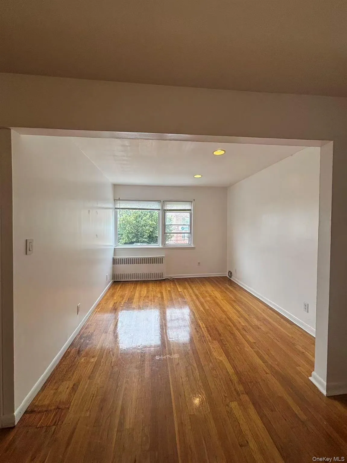 4327 215th Street, New York, NY, 6 Bedrooms Bedrooms, 12 Rooms Rooms,3 BathroomsBathrooms,Residential,For Rent,215th,0,1033971 4327 215th Street, New York, NY, 6 Bedrooms Bedrooms, 12 Rooms Rooms,3 BathroomsBathrooms,Residential,For Rent,215th,0,1033971