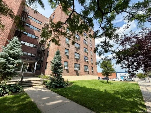 73-50 Bell Boulevard, New York, NY, 1 Bedroom Bedrooms, 3 Rooms Rooms,1 BathroomBathrooms,Residential Lease,For Rent,Bell,0,1033973 73-50 Bell Boulevard, New York, NY, 1 Bedroom Bedrooms, 3 Rooms Rooms,1 BathroomBathrooms,Residential Lease,For Rent,Bell,0,1033973