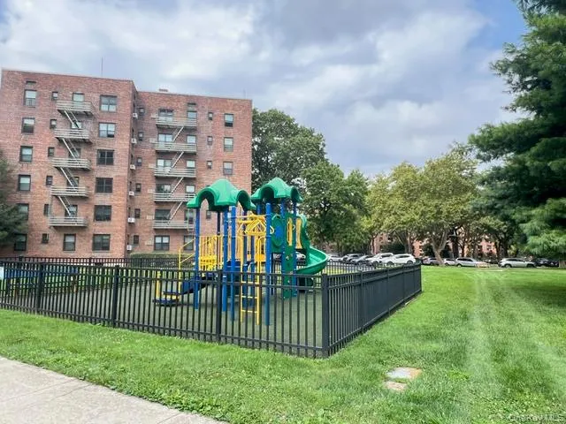 73-50 Bell Boulevard, New York, NY, 1 Bedroom Bedrooms, 3 Rooms Rooms,1 BathroomBathrooms,Residential Lease,For Rent,Bell,0,1033973 73-50 Bell Boulevard, New York, NY, 1 Bedroom Bedrooms, 3 Rooms Rooms,1 BathroomBathrooms,Residential Lease,For Rent,Bell,0,1033973