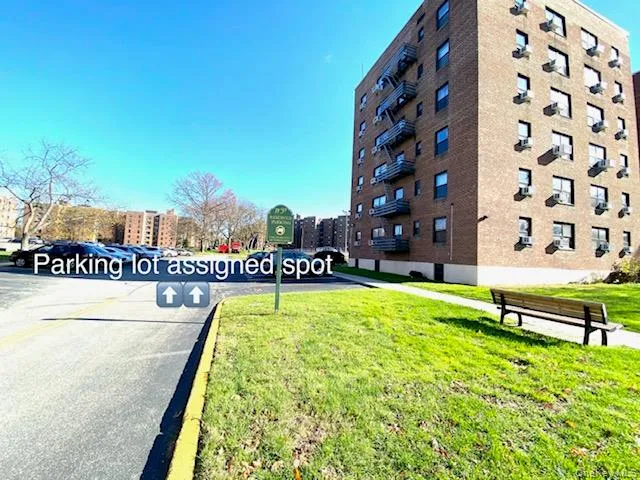 73-50 Bell Boulevard, New York, NY, 1 Bedroom Bedrooms, 3 Rooms Rooms,1 BathroomBathrooms,Residential Lease,For Rent,Bell,0,1033973 73-50 Bell Boulevard, New York, NY, 1 Bedroom Bedrooms, 3 Rooms Rooms,1 BathroomBathrooms,Residential Lease,For Rent,Bell,0,1033973