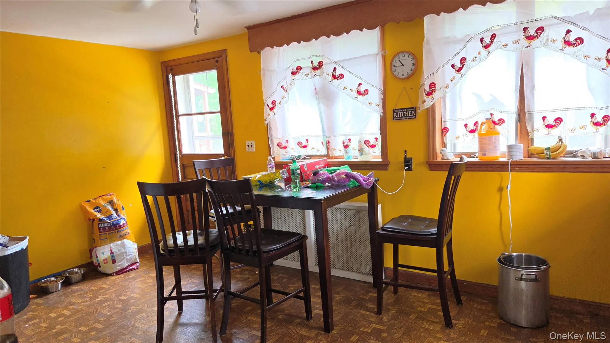 Eat in kitchen Eat in kitchen