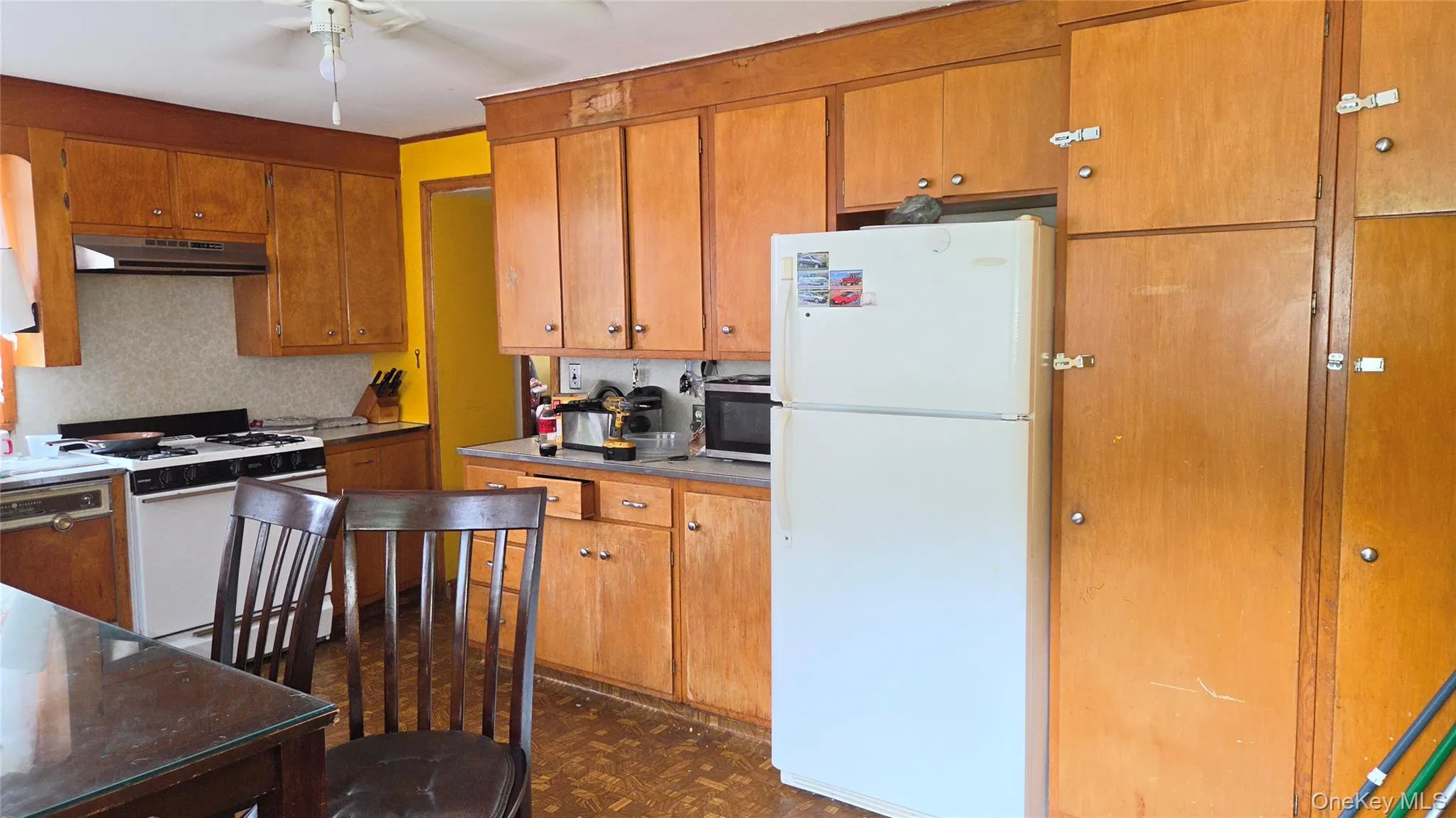 Kitchen pic 4 Kitchen pic 4