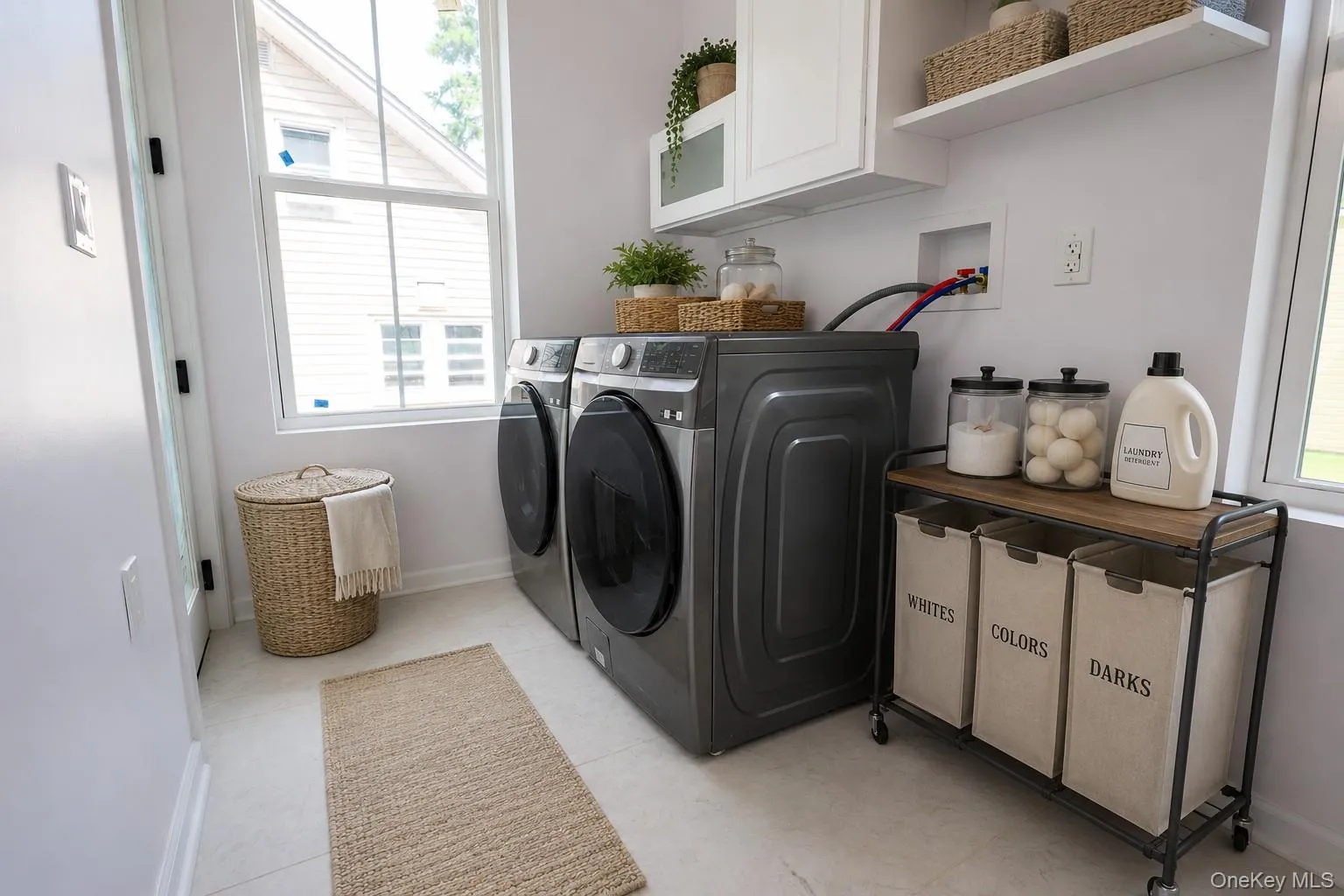 Virtually Enhanced Laundry/Mud Room Virtually Enhanced Laundry/Mud Room