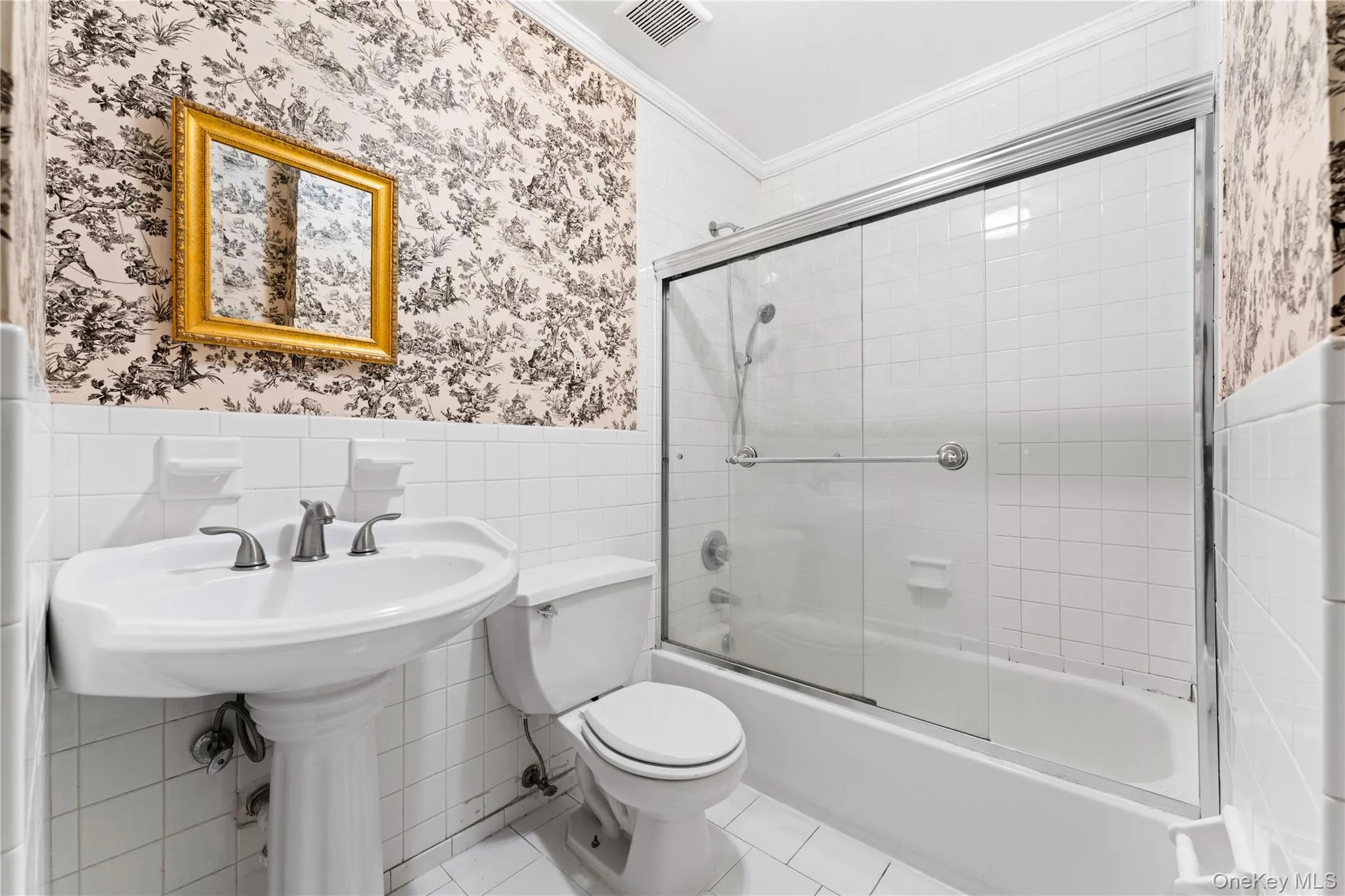 84-120 Austin St, New York, NY, 2 Bedrooms Bedrooms, 6 Rooms Rooms,2 BathroomsBathrooms,Residential Lease,For Rent,Austin St,0,1033978 84-120 Austin St, New York, NY, 2 Bedrooms Bedrooms, 6 Rooms Rooms,2 BathroomsBathrooms,Residential Lease,For Rent,Austin St,0,1033978