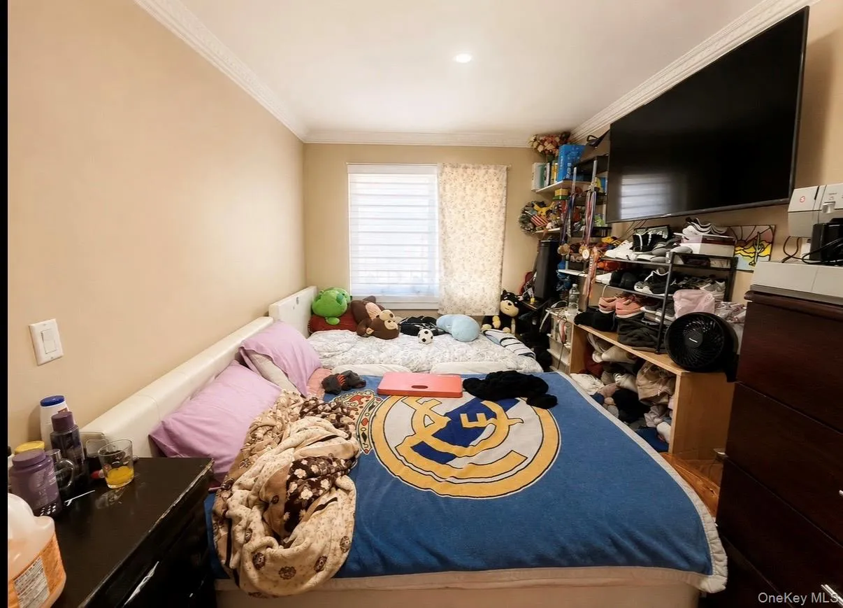 10421 39th Avenue, New York, NY, 2 Bedrooms Bedrooms, 5 Rooms Rooms,2 BathroomsBathrooms,Residential,For Rent,39th,0,1033979 10421 39th Avenue, New York, NY, 2 Bedrooms Bedrooms, 5 Rooms Rooms,2 BathroomsBathrooms,Residential,For Rent,39th,0,1033979