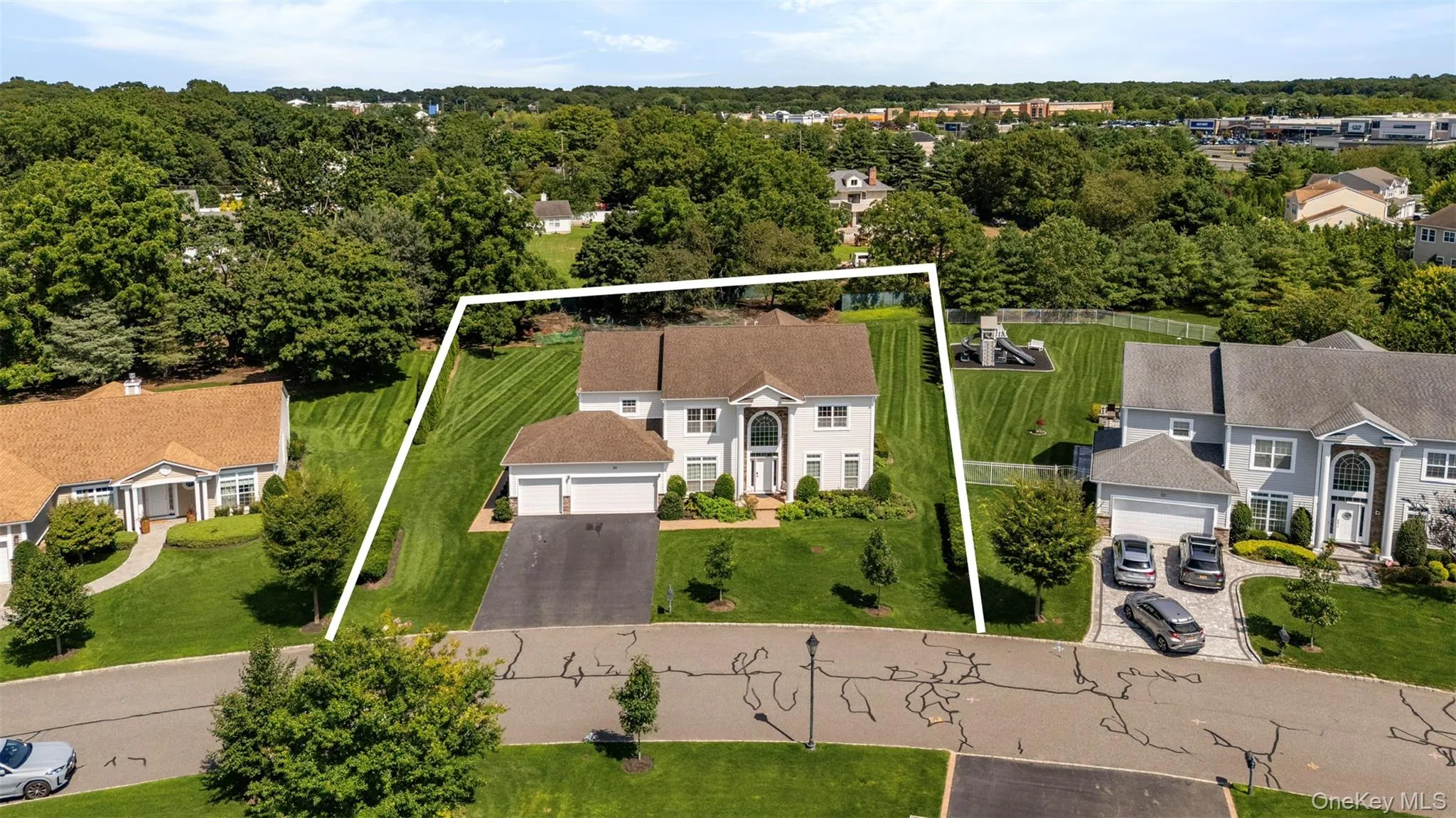 29 Hamlet Woods Drive, Smithtown, NY, 5 Bedrooms Bedrooms, 12 Rooms Rooms,4 BathroomsBathrooms,Residential,For Rent,Hamlet Woods,0,1033980 29 Hamlet Woods Drive, Smithtown, NY, 5 Bedrooms Bedrooms, 12 Rooms Rooms,4 BathroomsBathrooms,Residential,For Rent,Hamlet Woods,0,1033980