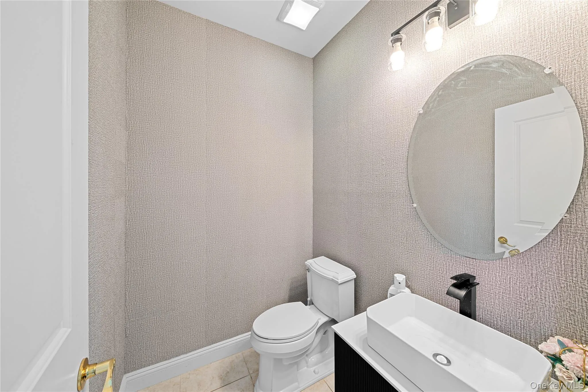 29 Hamlet Woods Drive, Smithtown, NY, 5 Bedrooms Bedrooms, 12 Rooms Rooms,4 BathroomsBathrooms,Residential,For Rent,Hamlet Woods,0,1033980 29 Hamlet Woods Drive, Smithtown, NY, 5 Bedrooms Bedrooms, 12 Rooms Rooms,4 BathroomsBathrooms,Residential,For Rent,Hamlet Woods,0,1033980