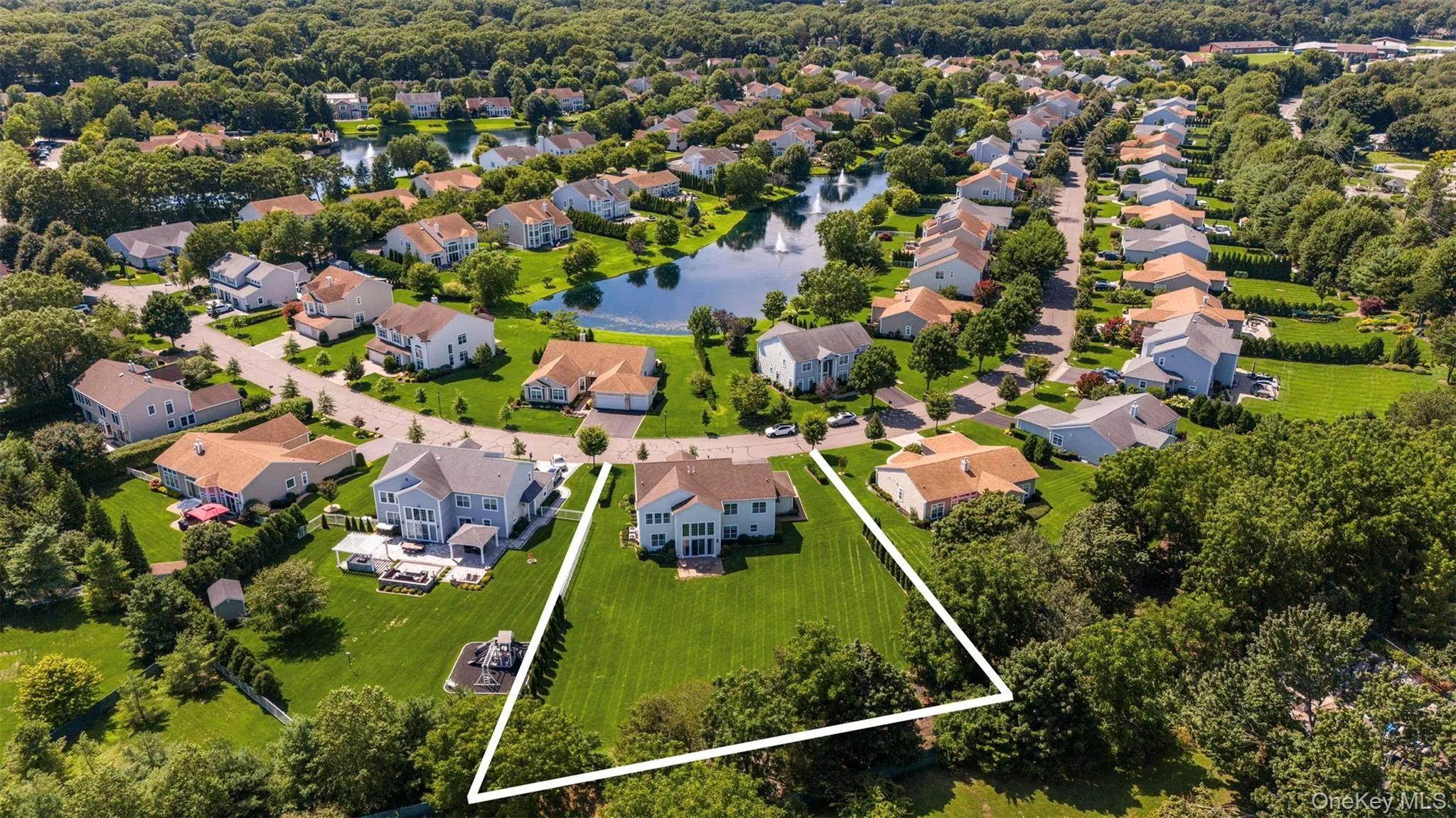 29 Hamlet Woods Drive, Smithtown, NY, 5 Bedrooms Bedrooms, 12 Rooms Rooms,4 BathroomsBathrooms,Residential,For Rent,Hamlet Woods,0,1033980 29 Hamlet Woods Drive, Smithtown, NY, 5 Bedrooms Bedrooms, 12 Rooms Rooms,4 BathroomsBathrooms,Residential,For Rent,Hamlet Woods,0,1033980