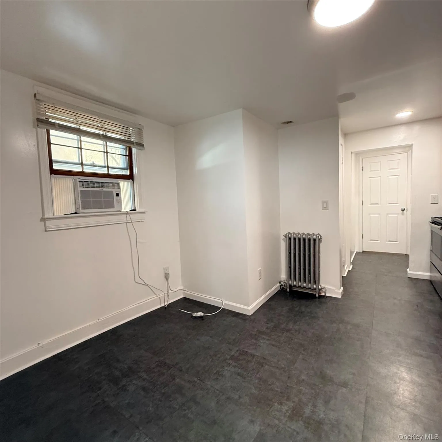 155 Main Street, Goshen, NY, 1 Bedroom Bedrooms, 2 Rooms Rooms,1 BathroomBathrooms,Residential Lease,For Rent,Main,0,1033981 155 Main Street, Goshen, NY, 1 Bedroom Bedrooms, 2 Rooms Rooms,1 BathroomBathrooms,Residential Lease,For Rent,Main,0,1033981