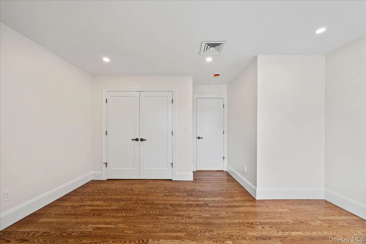 7 Wyanoke Street, White Plains, NY, 4 Bedrooms Bedrooms, 10 Rooms Rooms,3 BathroomsBathrooms,Residential,For Rent,Wyanoke,0,1033982 7 Wyanoke Street, White Plains, NY, 4 Bedrooms Bedrooms, 10 Rooms Rooms,3 BathroomsBathrooms,Residential,For Rent,Wyanoke,0,1033982