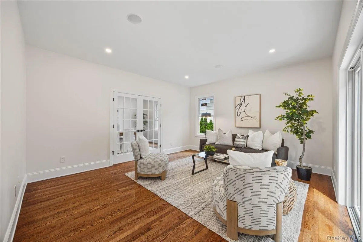 7 Wyanoke Street, White Plains, NY, 4 Bedrooms Bedrooms, 10 Rooms Rooms,3 BathroomsBathrooms,Residential,For Rent,Wyanoke,0,1033982 7 Wyanoke Street, White Plains, NY, 4 Bedrooms Bedrooms, 10 Rooms Rooms,3 BathroomsBathrooms,Residential,For Rent,Wyanoke,0,1033982