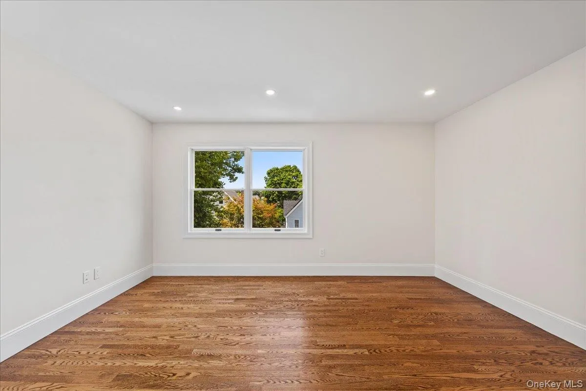 7 Wyanoke Street, White Plains, NY, 4 Bedrooms Bedrooms, 10 Rooms Rooms,3 BathroomsBathrooms,Residential,For Rent,Wyanoke,0,1033982 7 Wyanoke Street, White Plains, NY, 4 Bedrooms Bedrooms, 10 Rooms Rooms,3 BathroomsBathrooms,Residential,For Rent,Wyanoke,0,1033982