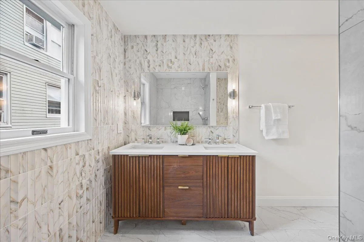 7 Wyanoke Street, White Plains, NY, 4 Bedrooms Bedrooms, 10 Rooms Rooms,3 BathroomsBathrooms,Residential,For Rent,Wyanoke,0,1033982 7 Wyanoke Street, White Plains, NY, 4 Bedrooms Bedrooms, 10 Rooms Rooms,3 BathroomsBathrooms,Residential,For Rent,Wyanoke,0,1033982