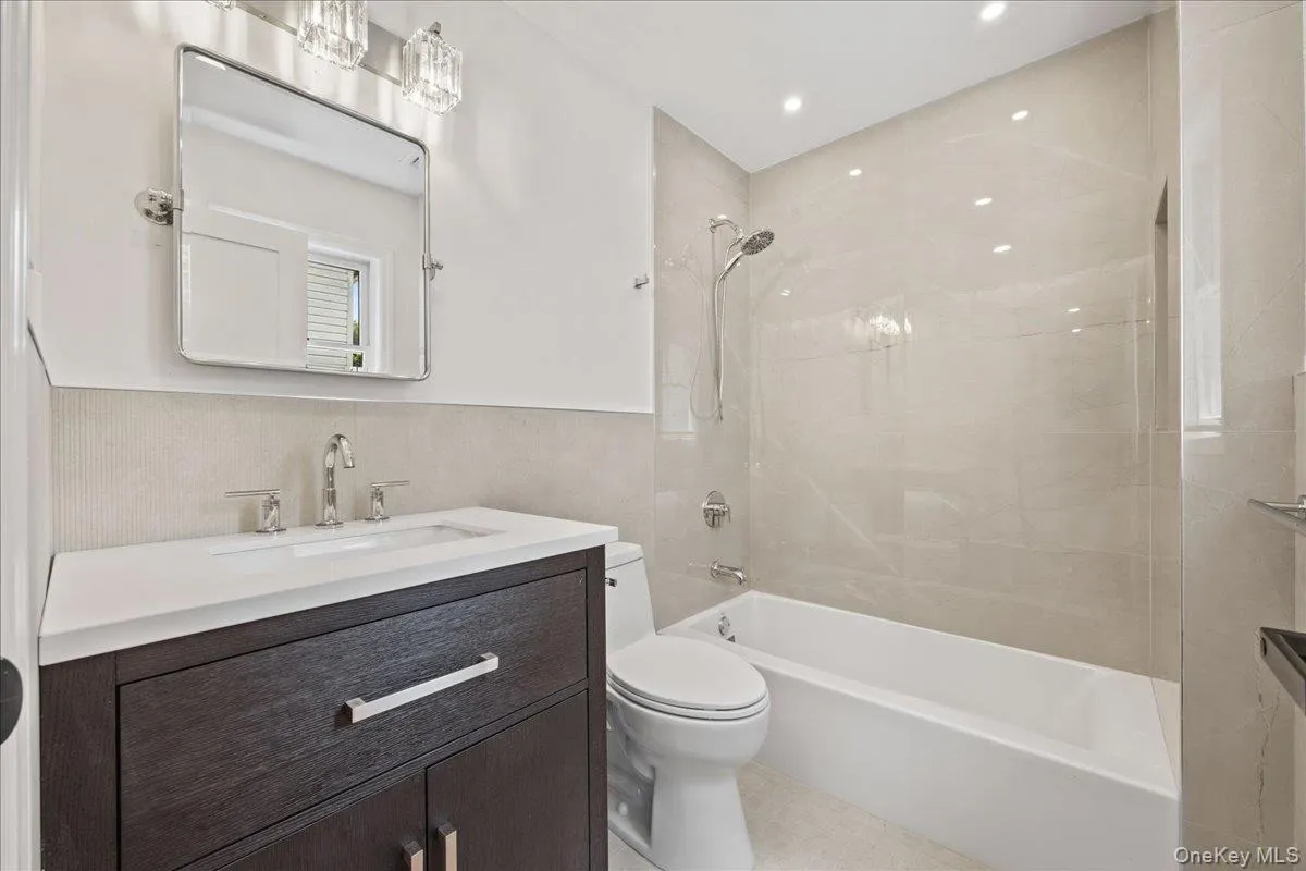7 Wyanoke Street, White Plains, NY, 4 Bedrooms Bedrooms, 10 Rooms Rooms,3 BathroomsBathrooms,Residential,For Rent,Wyanoke,0,1033982 7 Wyanoke Street, White Plains, NY, 4 Bedrooms Bedrooms, 10 Rooms Rooms,3 BathroomsBathrooms,Residential,For Rent,Wyanoke,0,1033982
